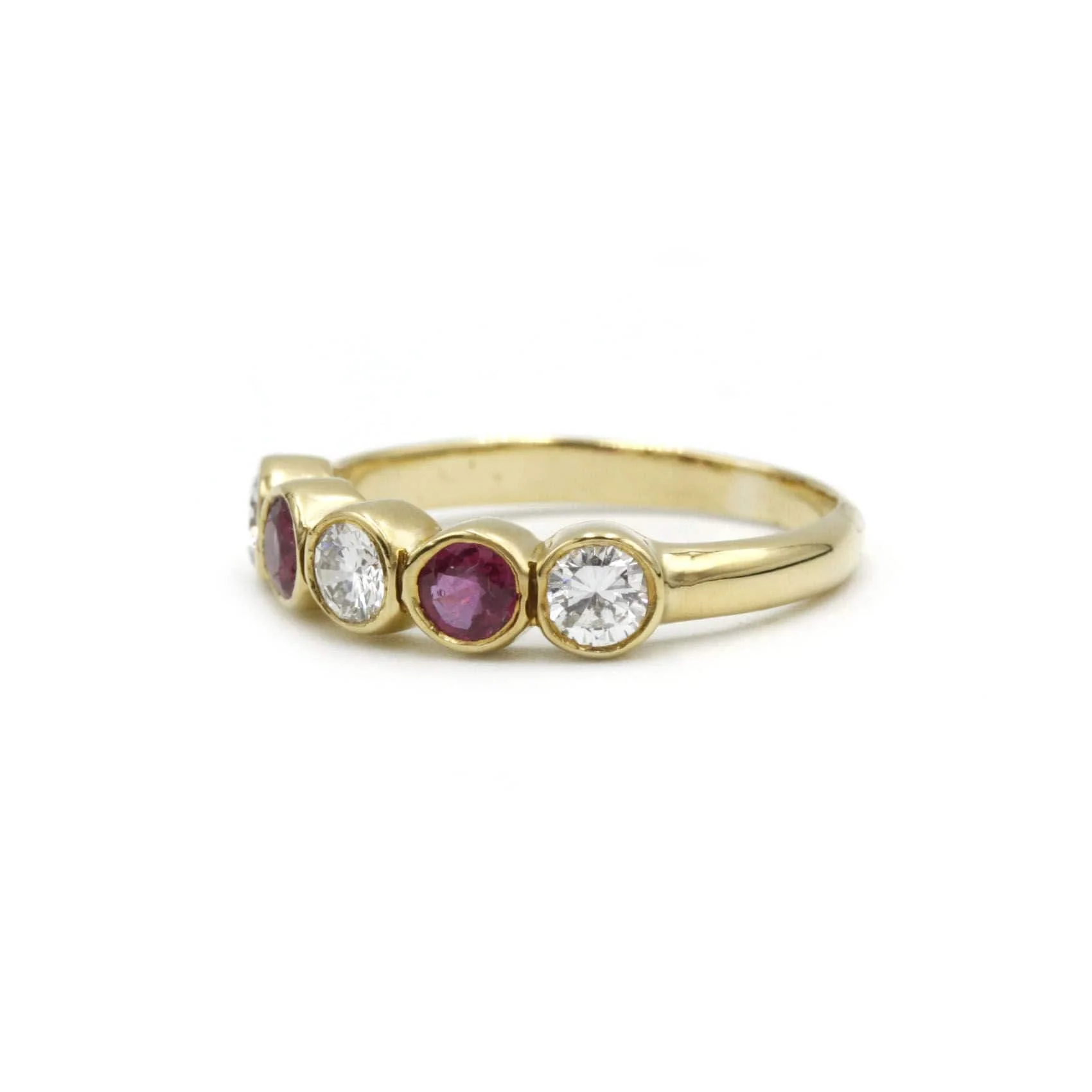 Gold, diamond and ruby ring - Image 2