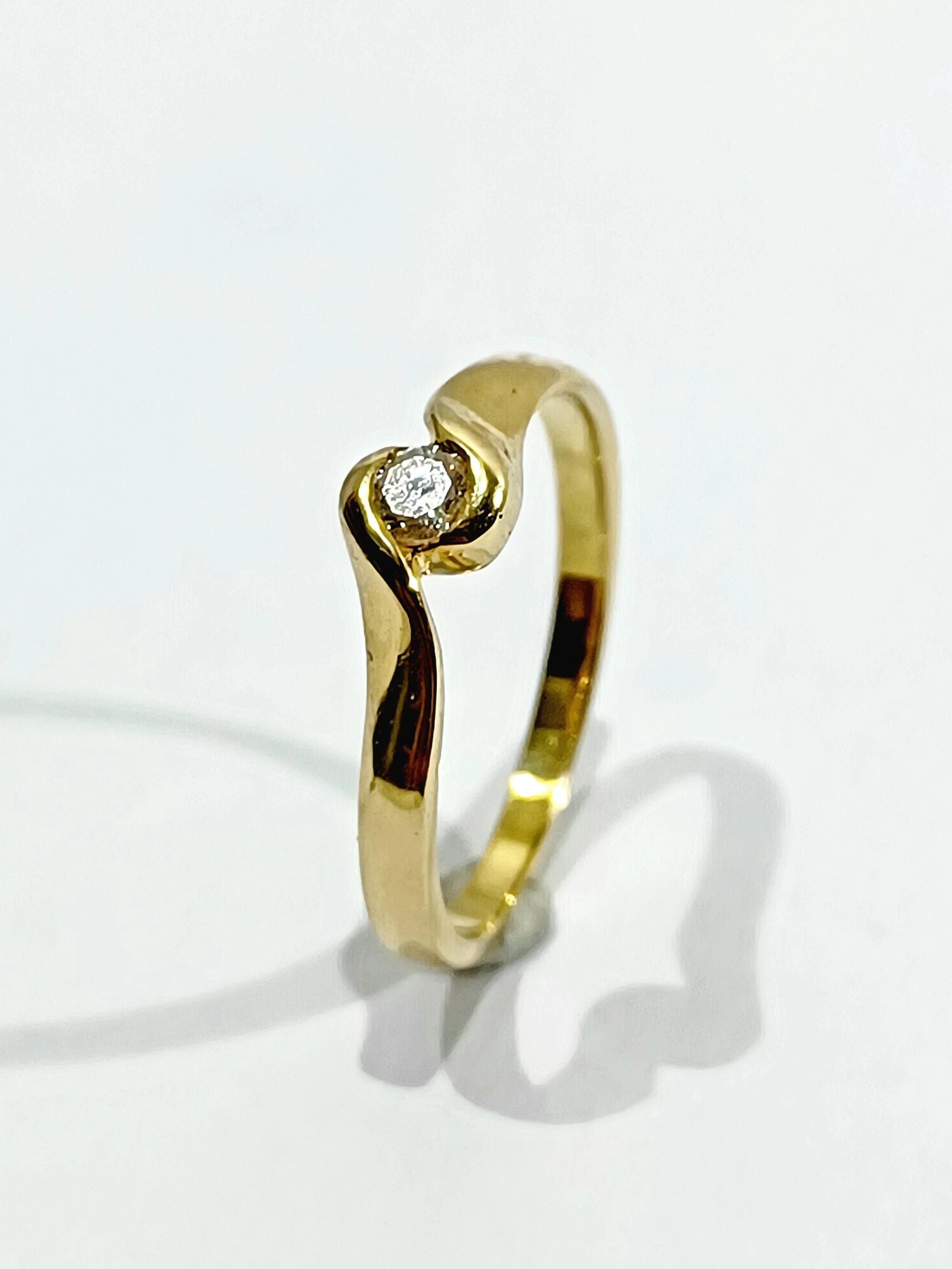 Solitaire Ring Yellow Gold Diamond 0.13ct - Image 3
