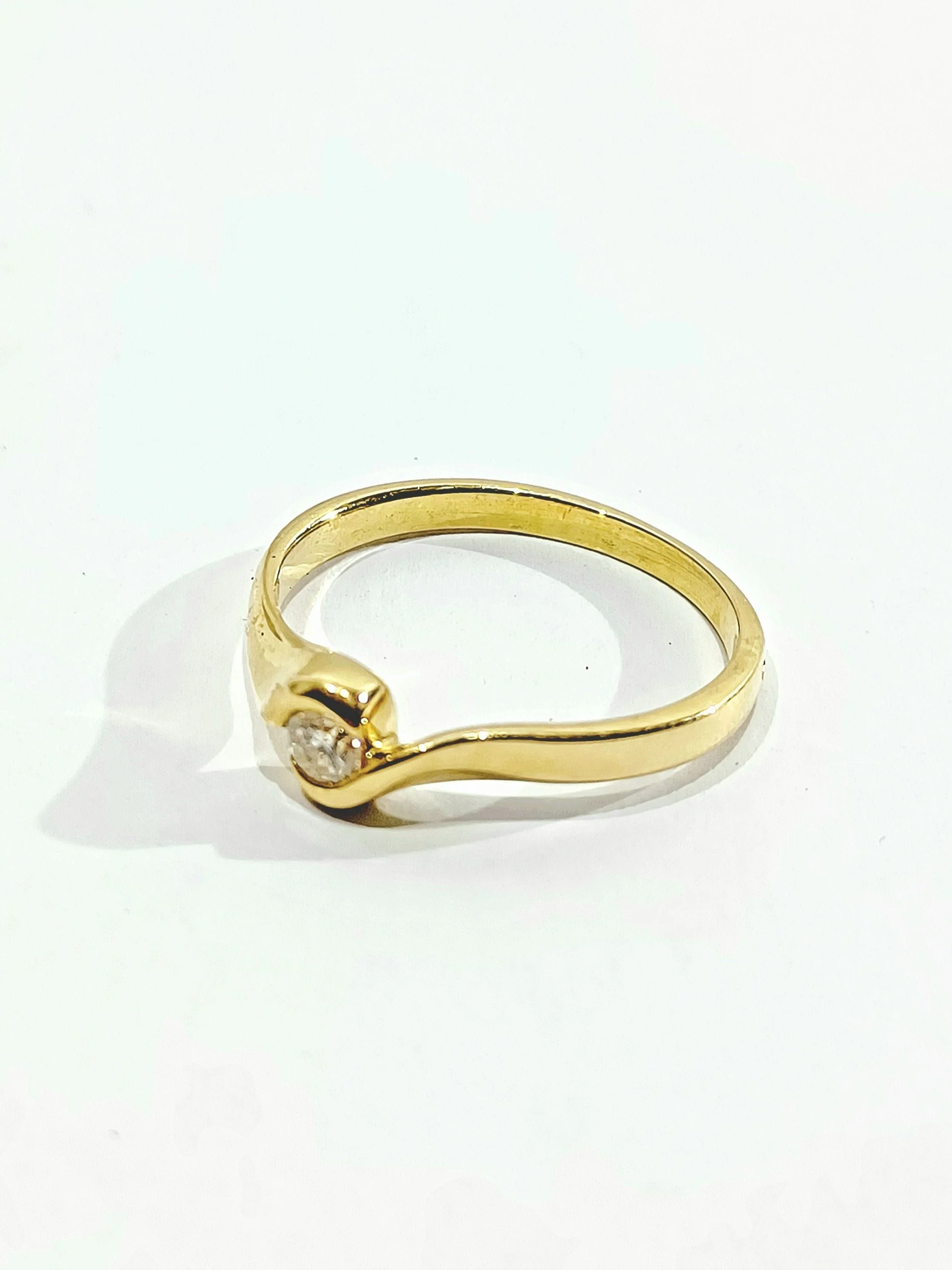 Solitaire Ring Yellow Gold Diamond 0.13ct - Image 5