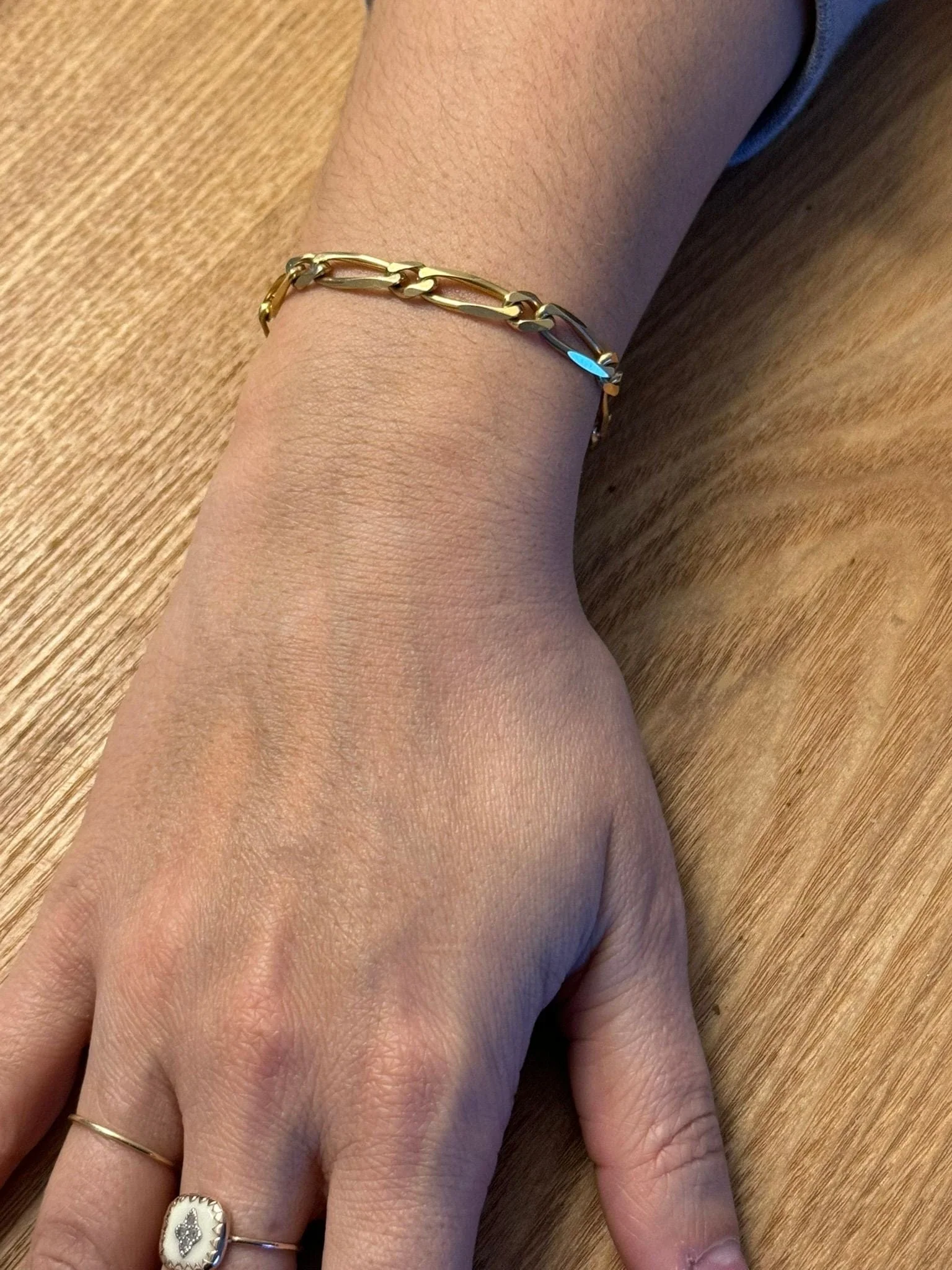 Yellow Gold Horse Mesh Bracelet - Image 14