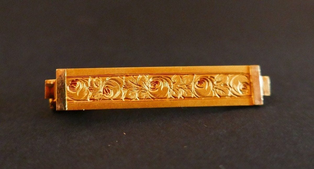 Baby Barrette Brooch, Yellow Gold - Image 2