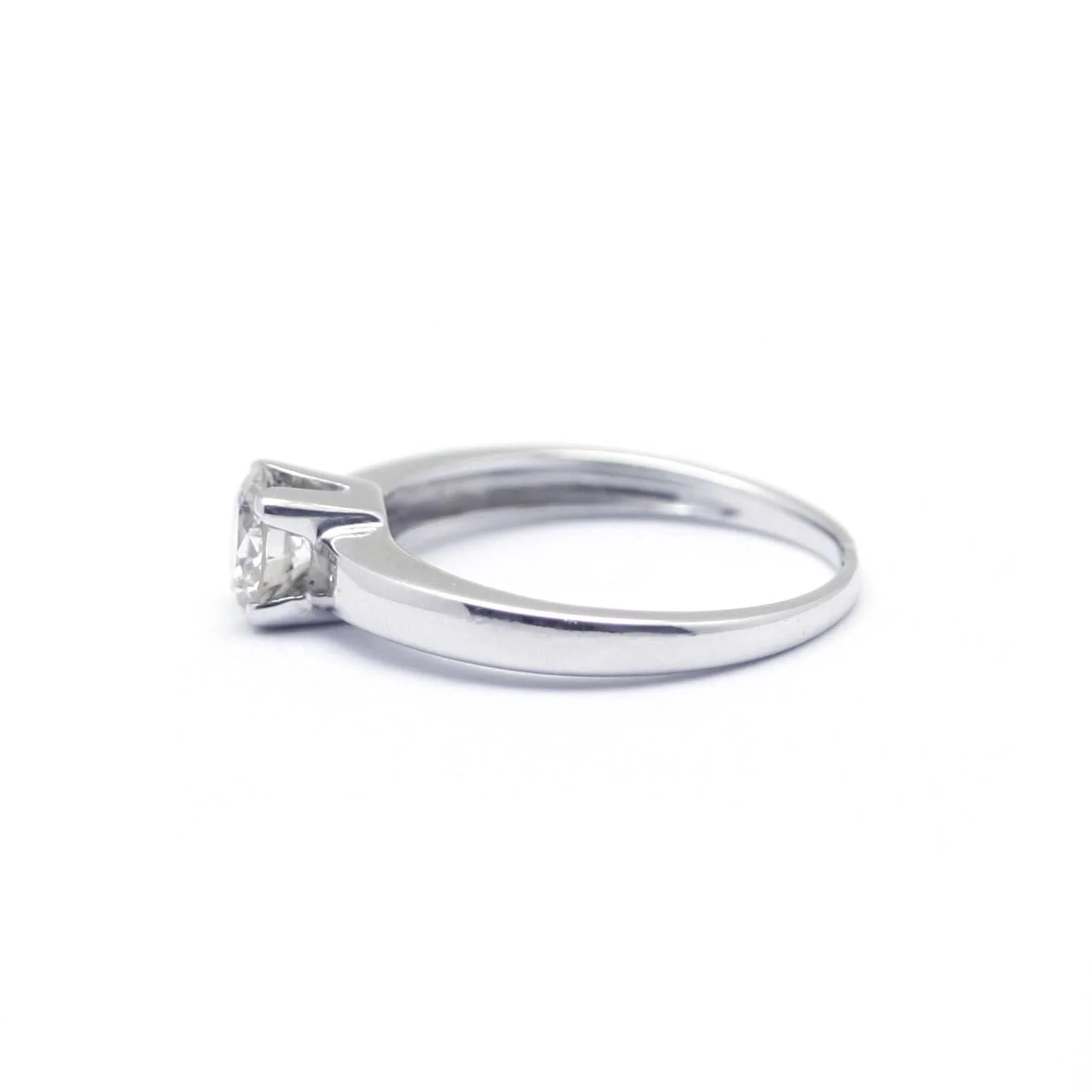 White gold diamond solitaire - Image 2
