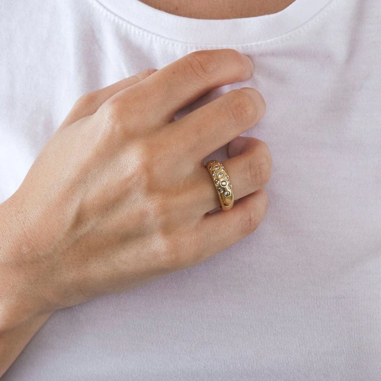 Yellow gold diamond bangle ring - Image 2