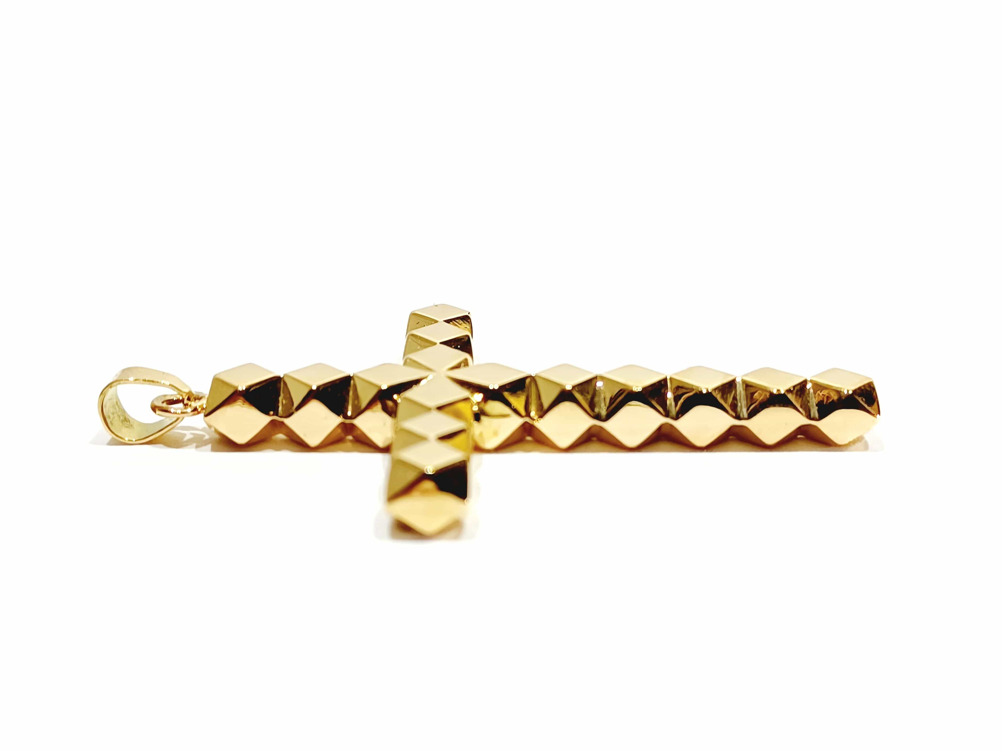 Yellow gold cross pendant - Image 5