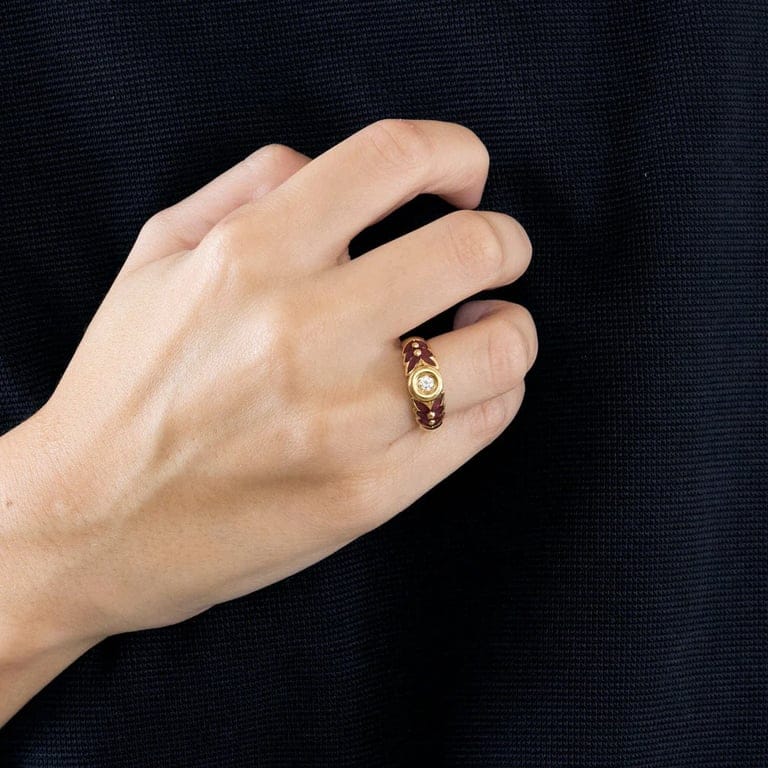Yellow gold ring set with a diamond and ruby - Image 2