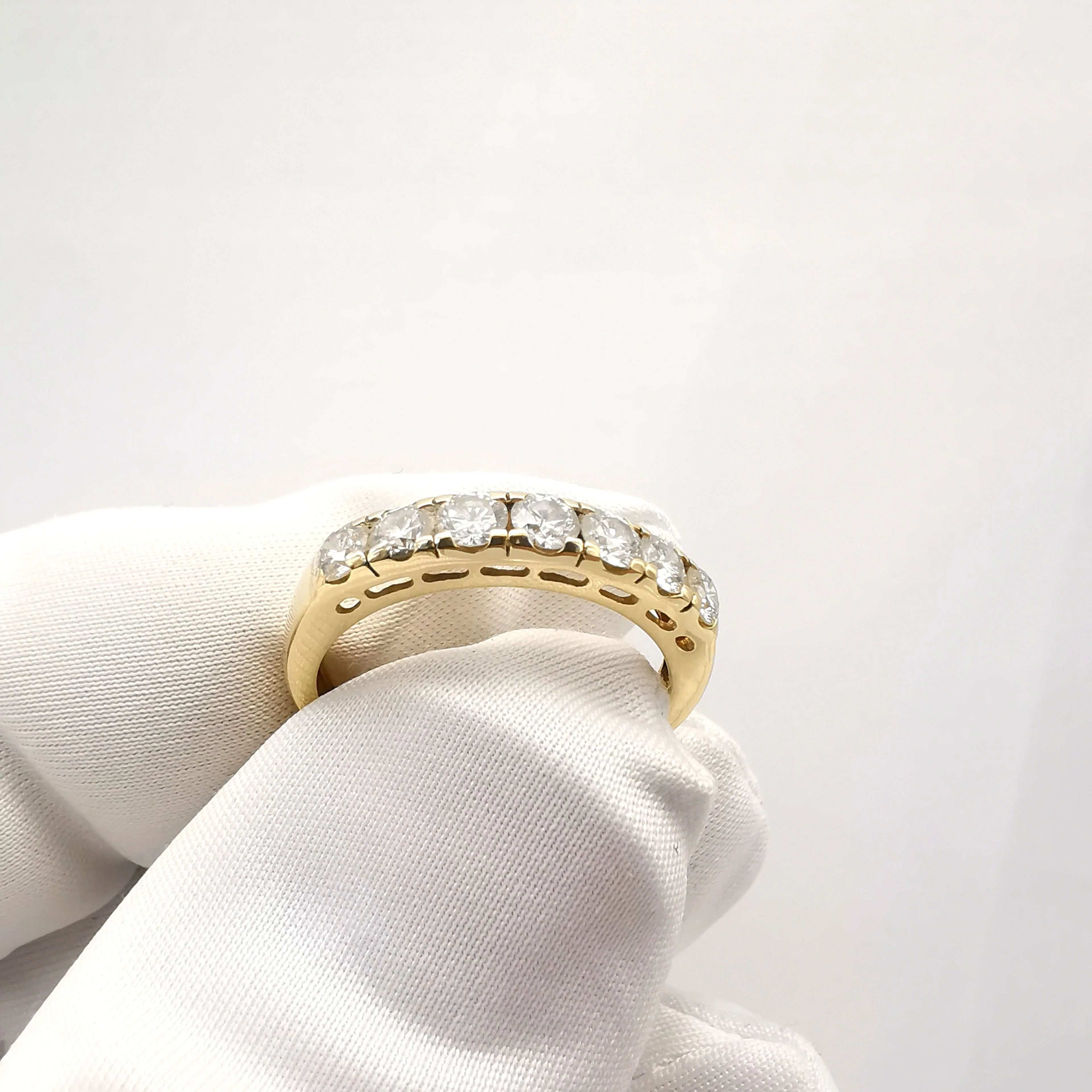Yellow gold and diamond ring - Image 2