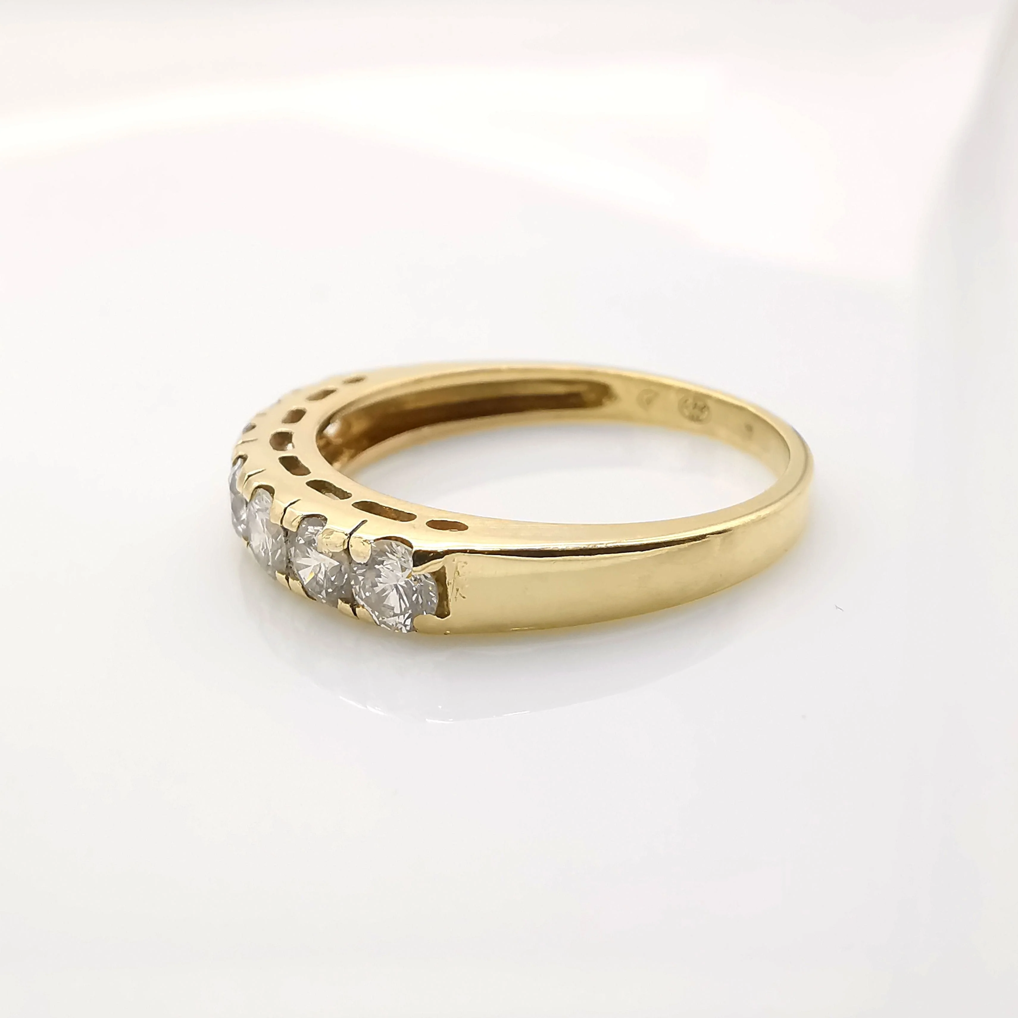 Yellow gold and diamond ring - Image 9
