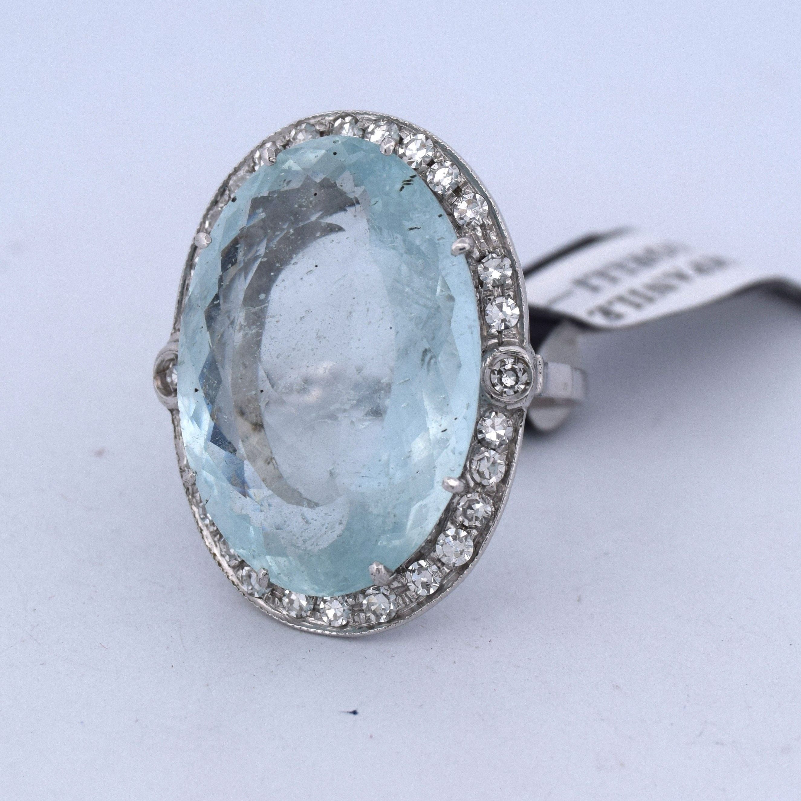 Ring in white gold with aquamarina and diamonds - Image 7