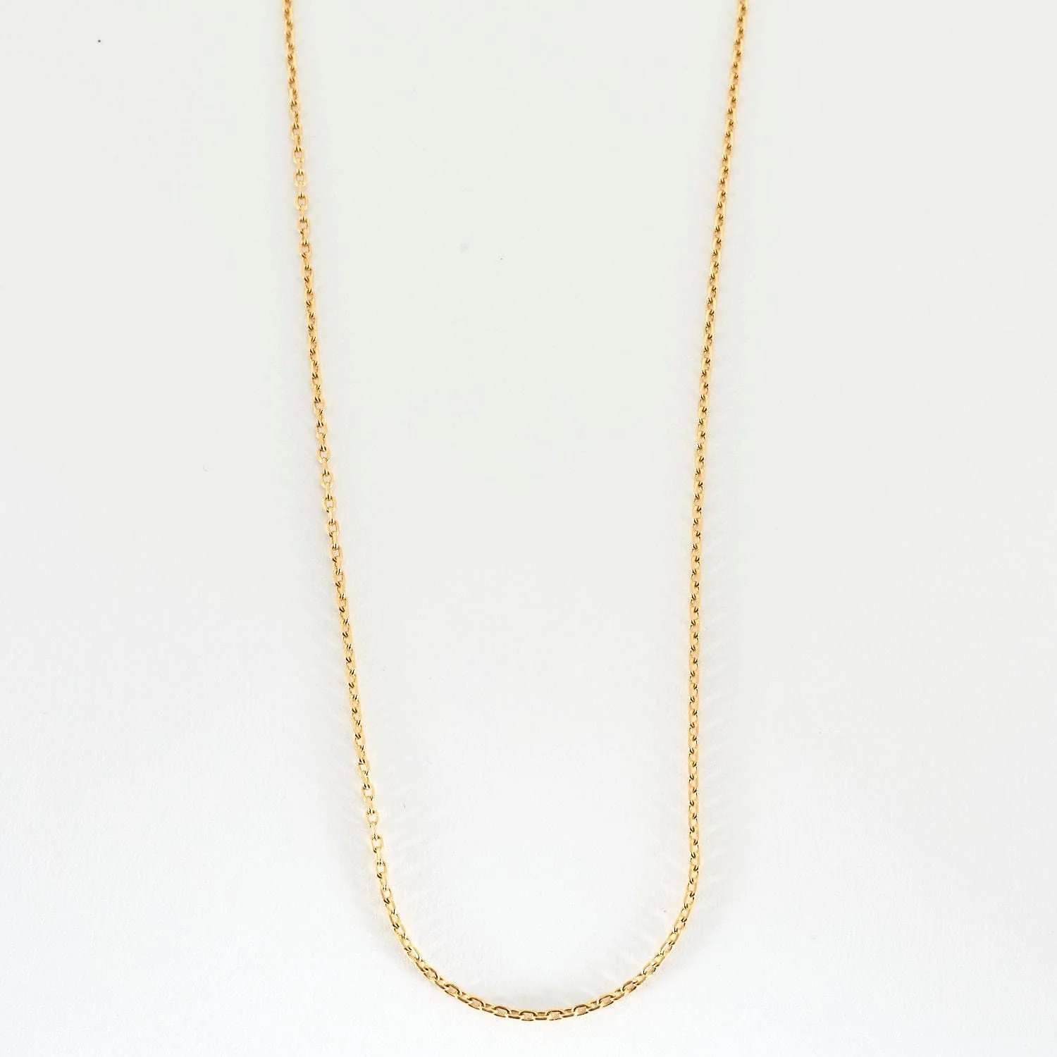 Yellow gold forced chain necklace - Image 2