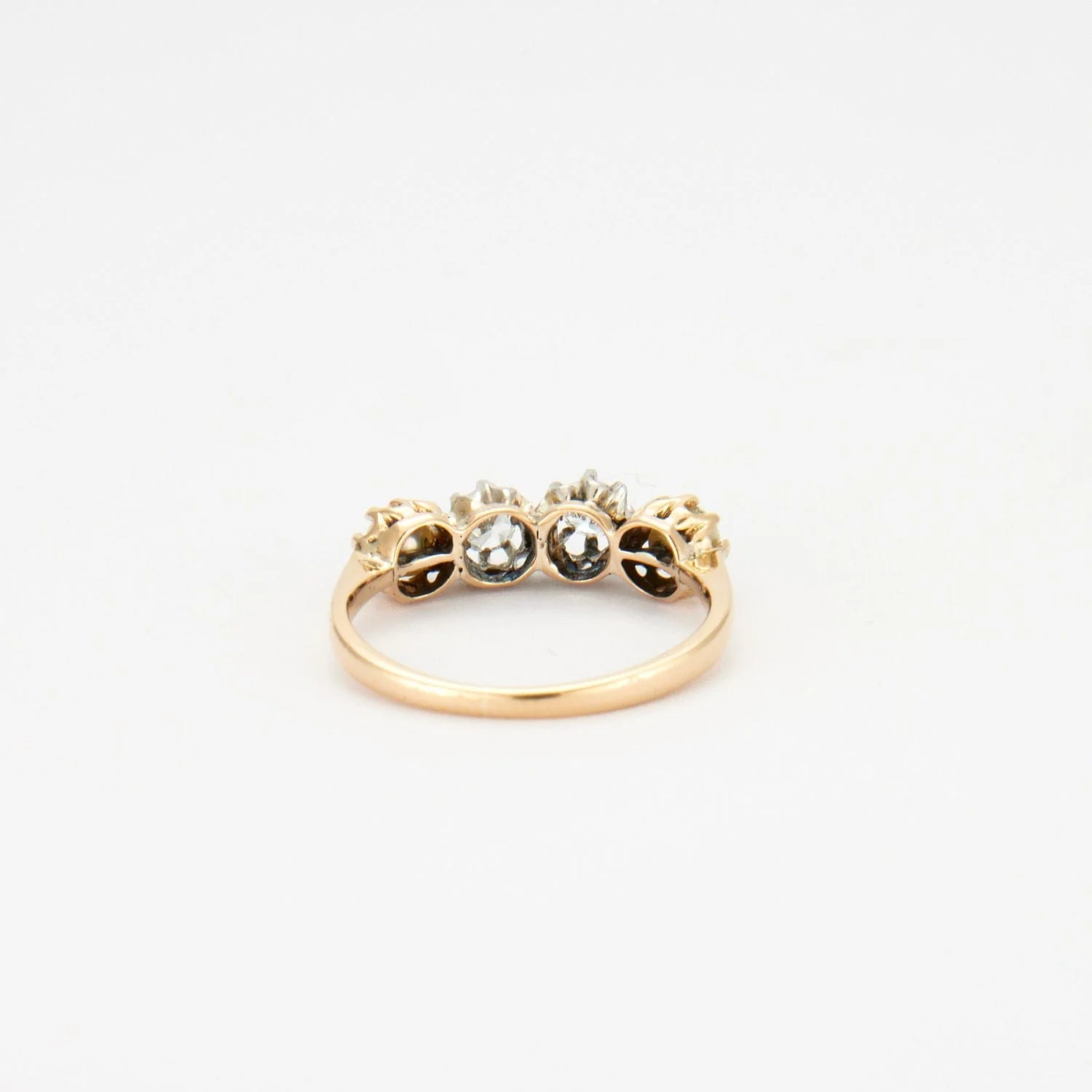 Diamond and pearl ring - Image 2