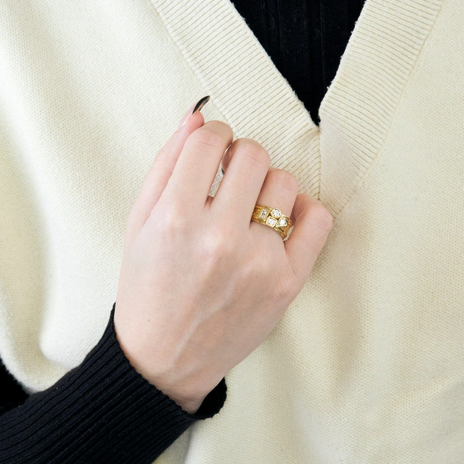 Yellow gold diamond ring - Image 6