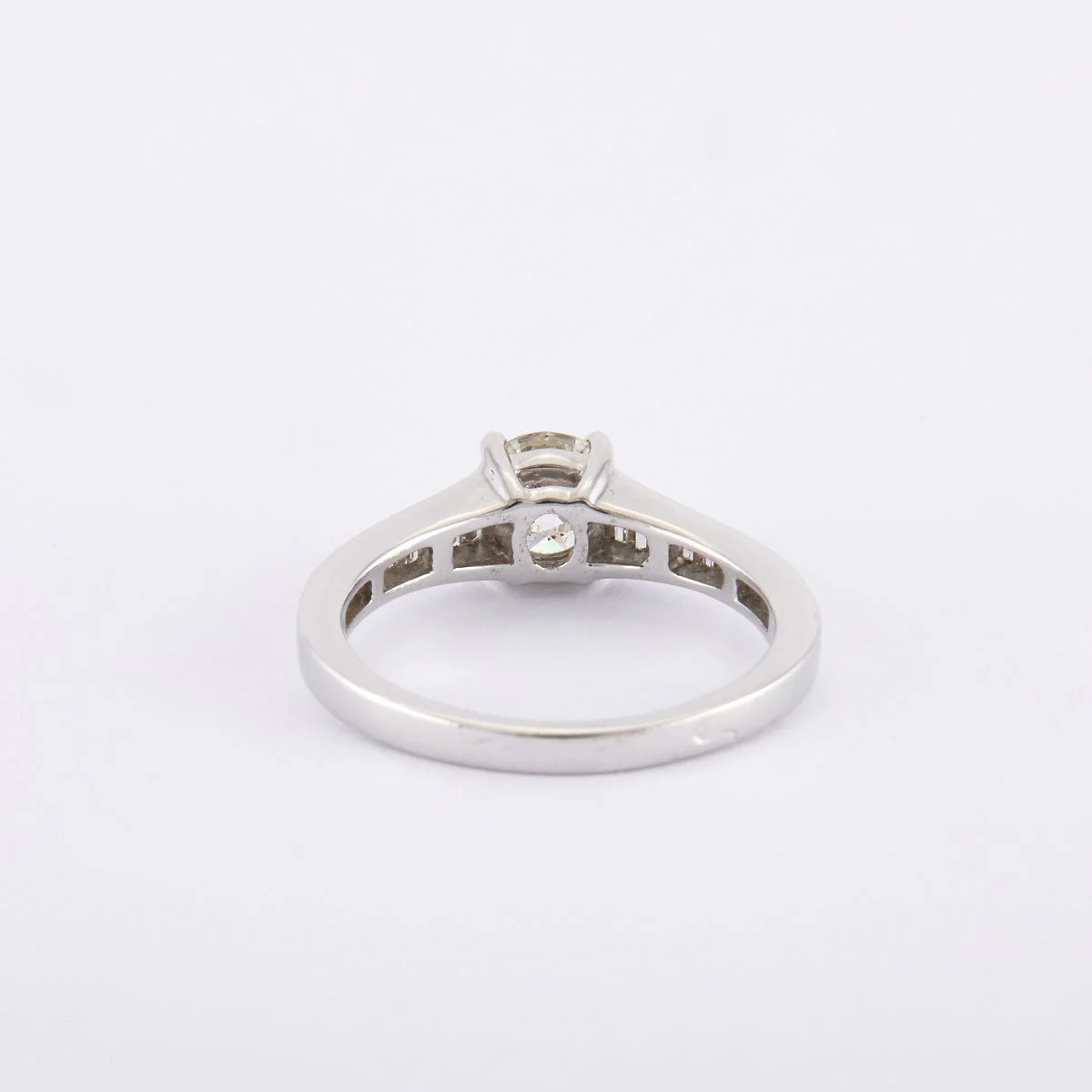 0.83 Carat Diamond Solitaire Ring - Image 4