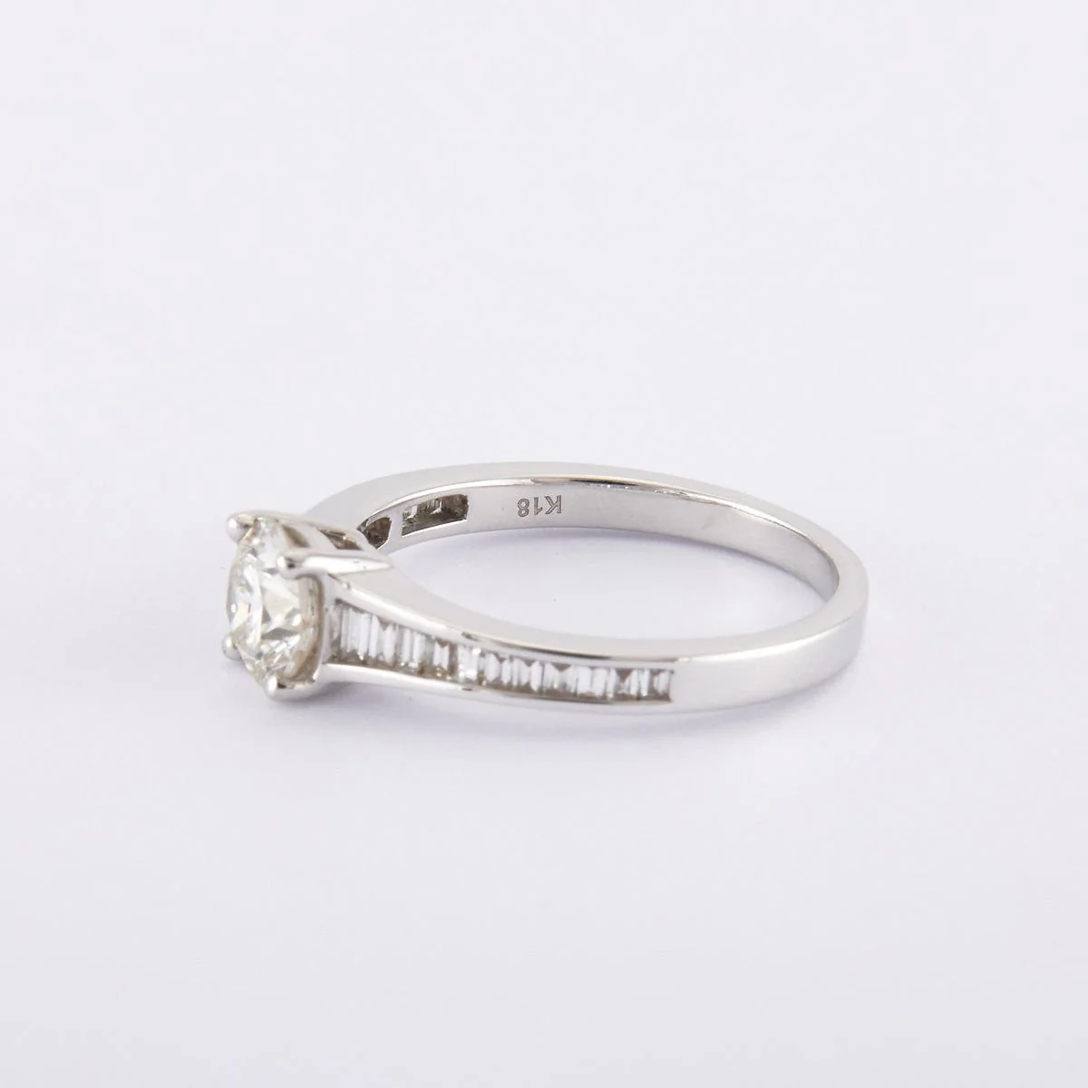 0.83 Carat Diamond Solitaire Ring - Image 5