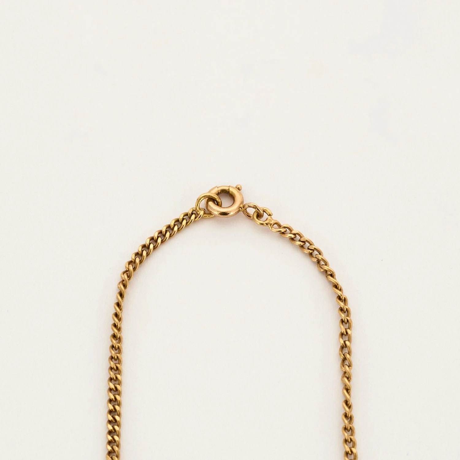 Yellow gold curb chain - Image 4