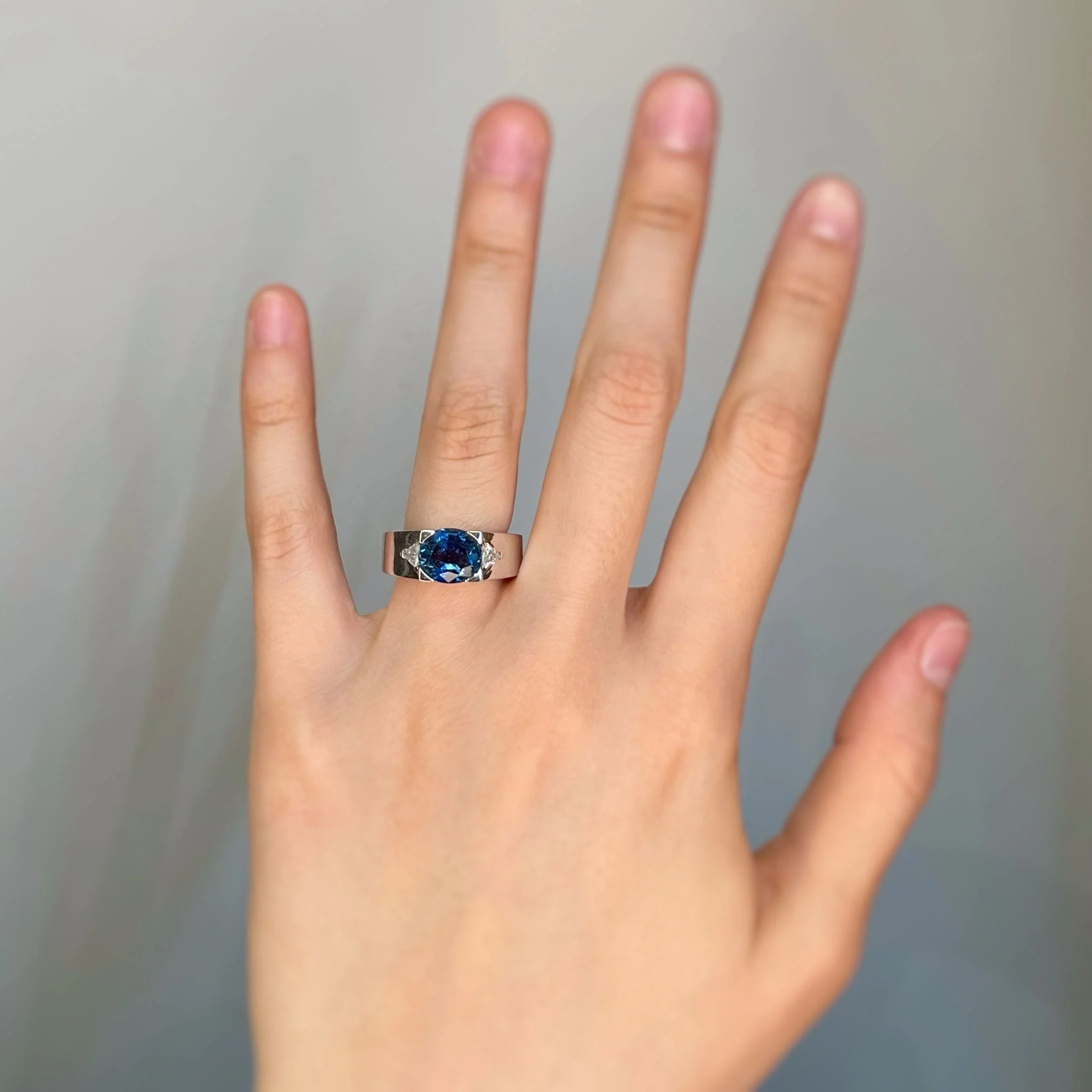 White gold, sapphire, diamond ring - Image 5