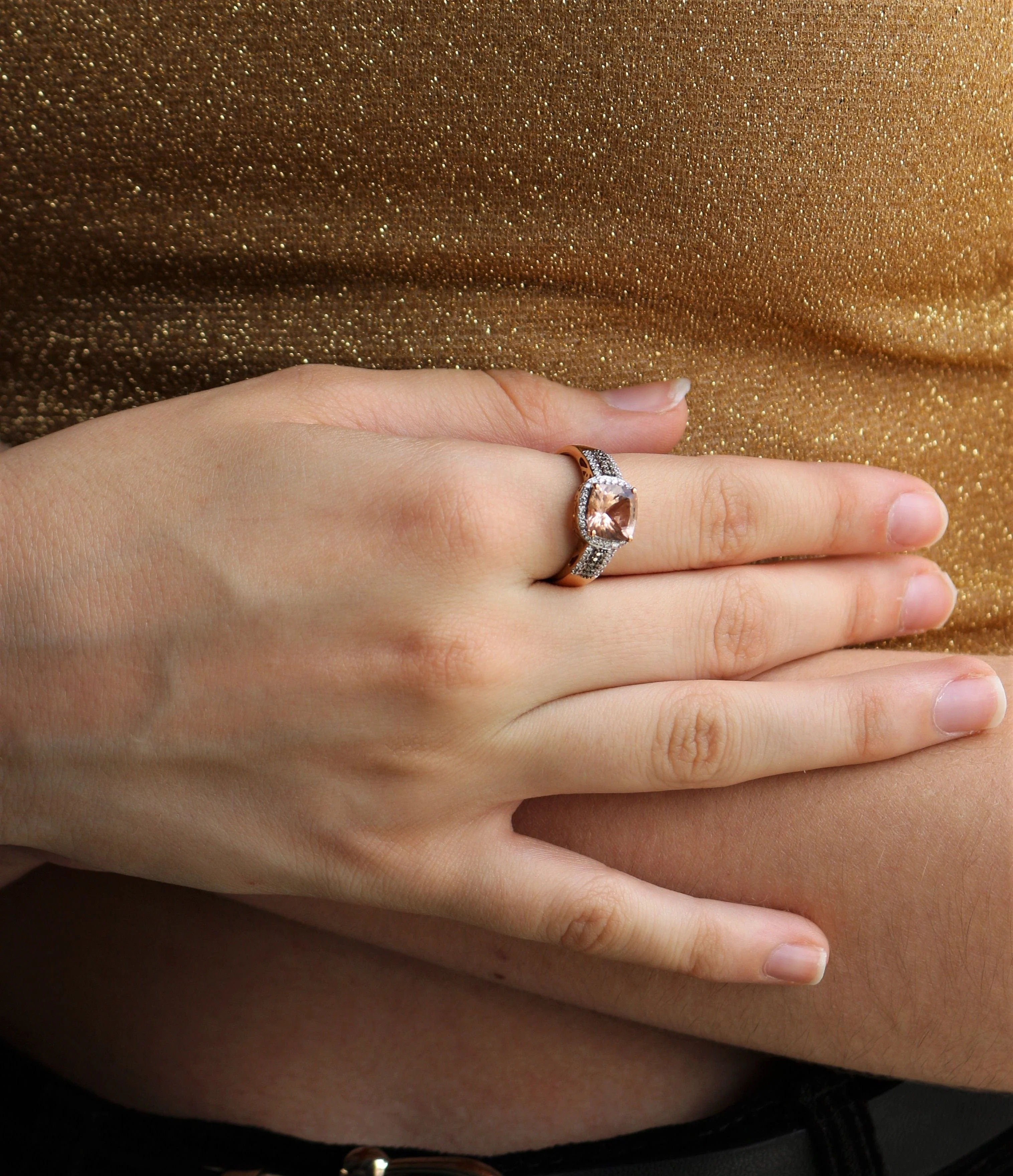 Rose gold and morganite ring - Image 10