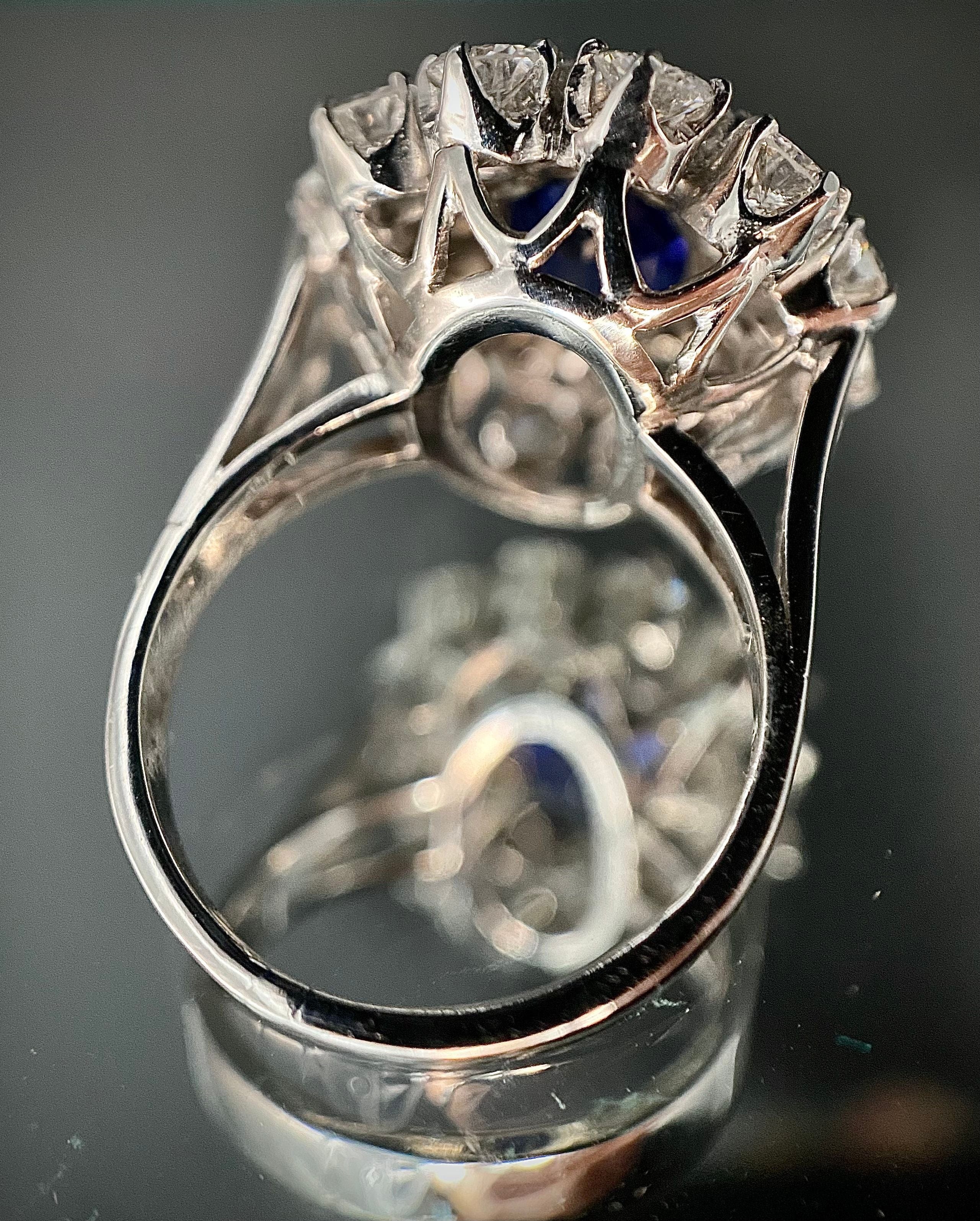 White gold sapphire ring - Image 4