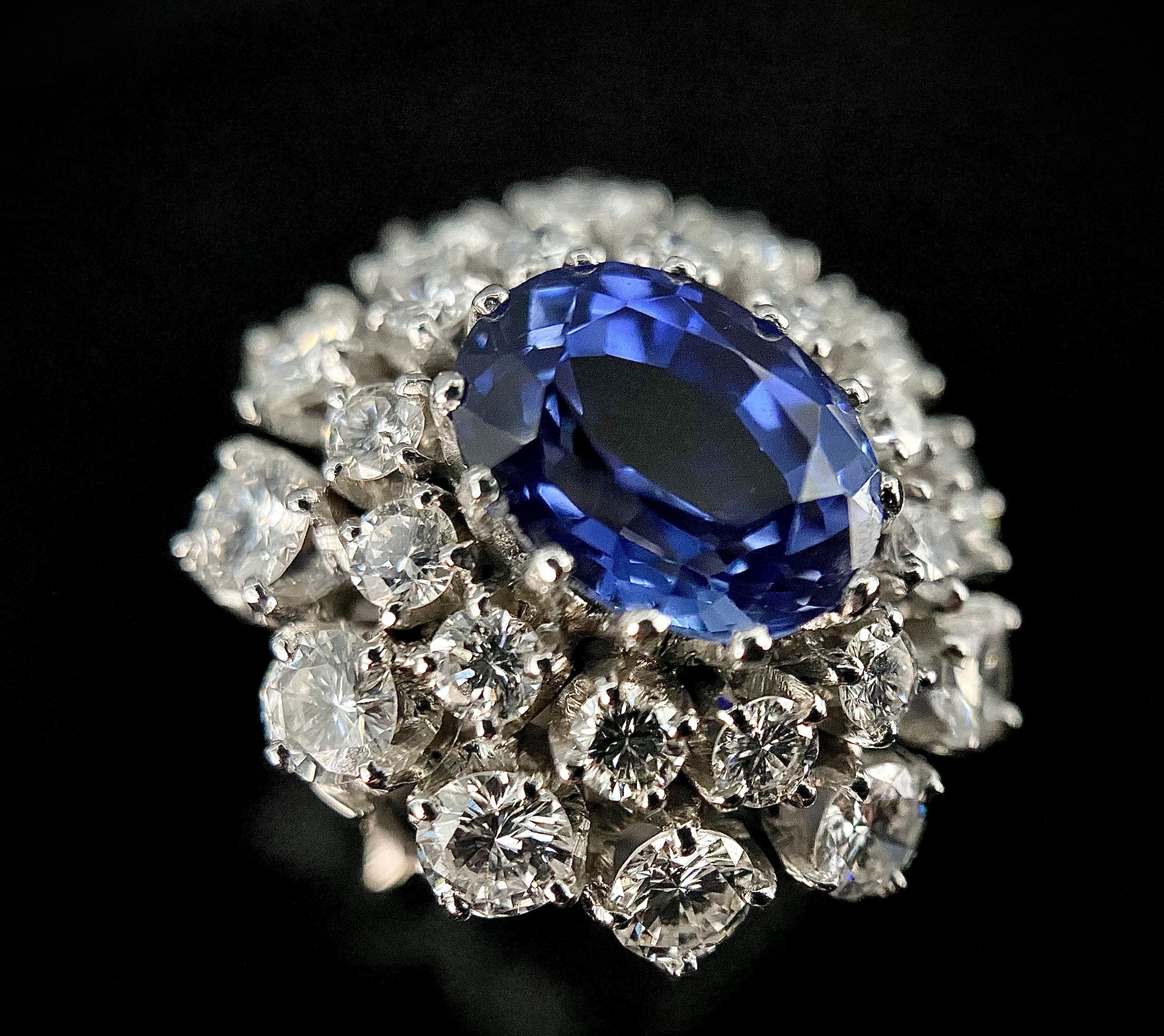 White gold sapphire ring - Image 5