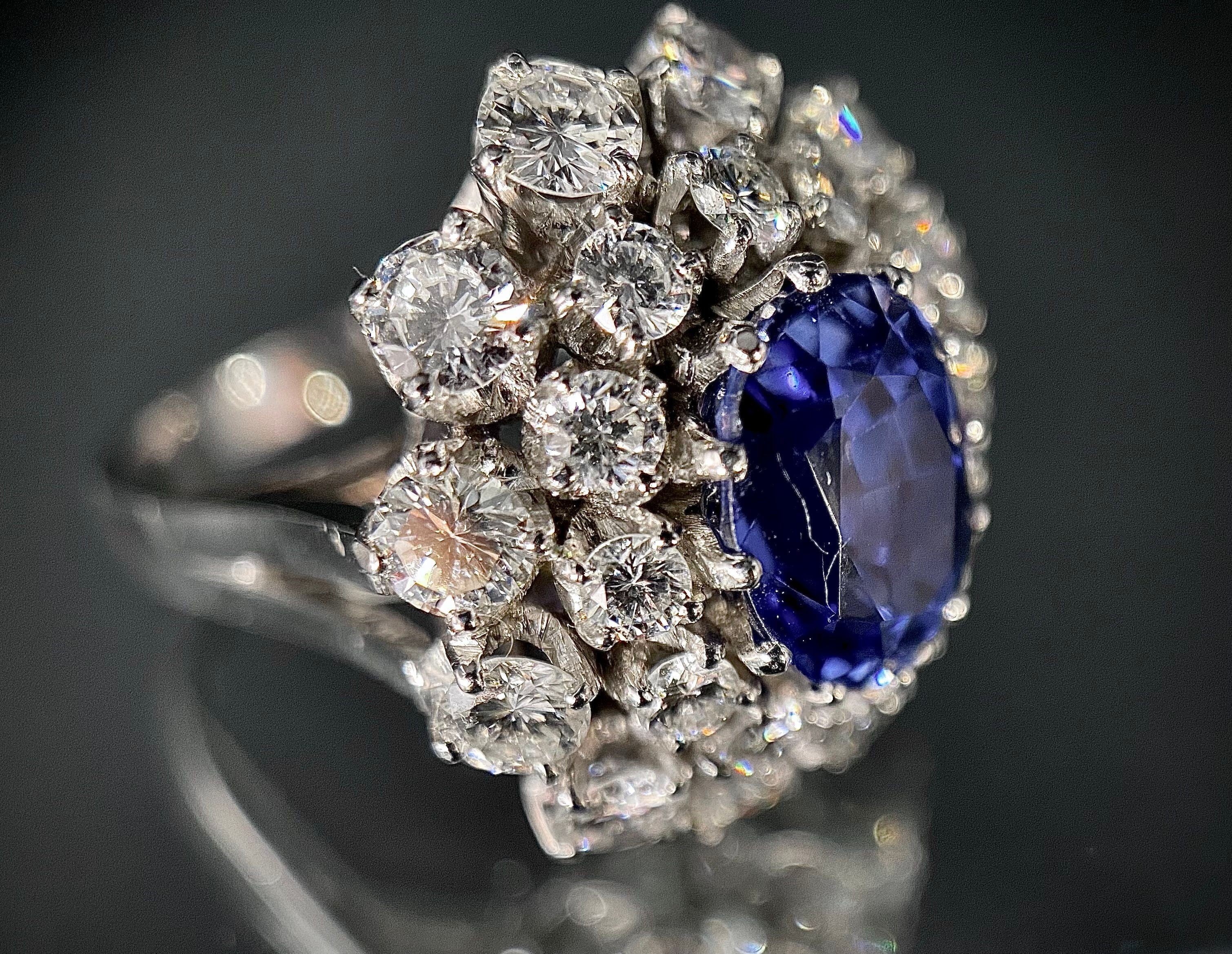 White gold sapphire ring - Image 7