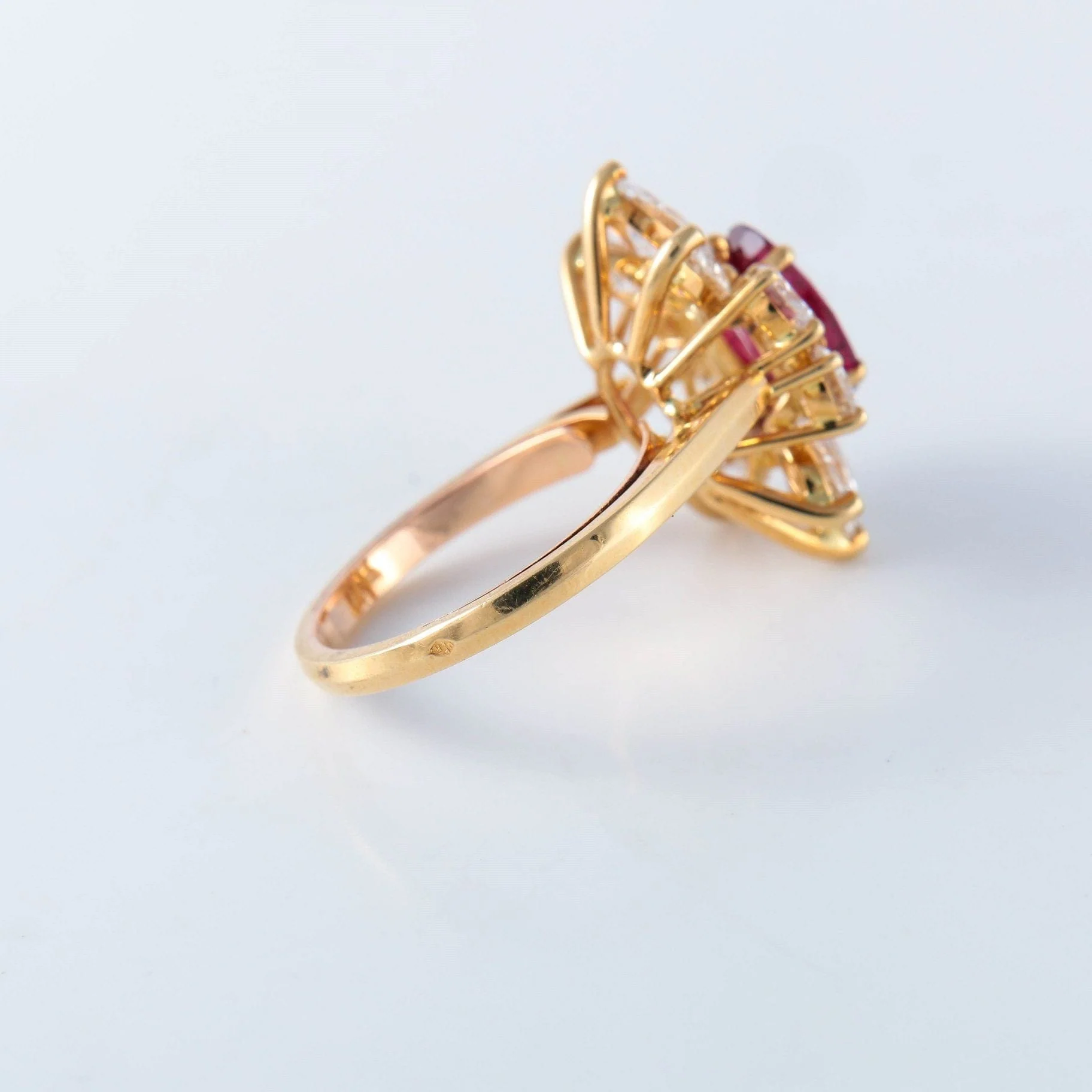 Ring Daisy Ruby Diamonds - Image 7