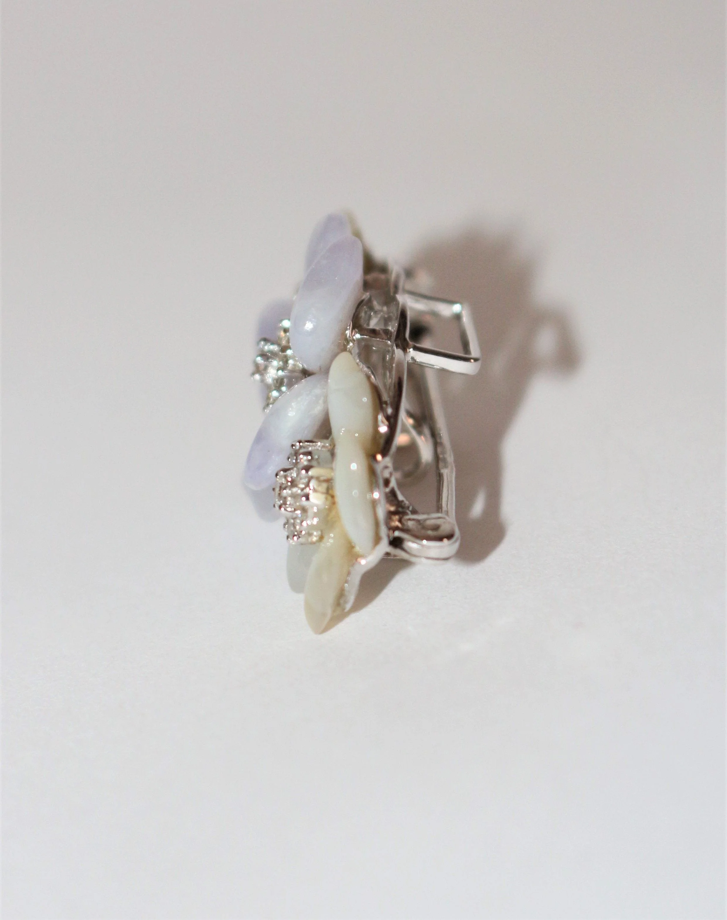 Flower Brooch - Image 4
