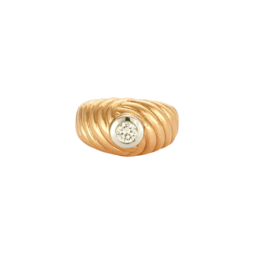 Yellow gold diamond ring