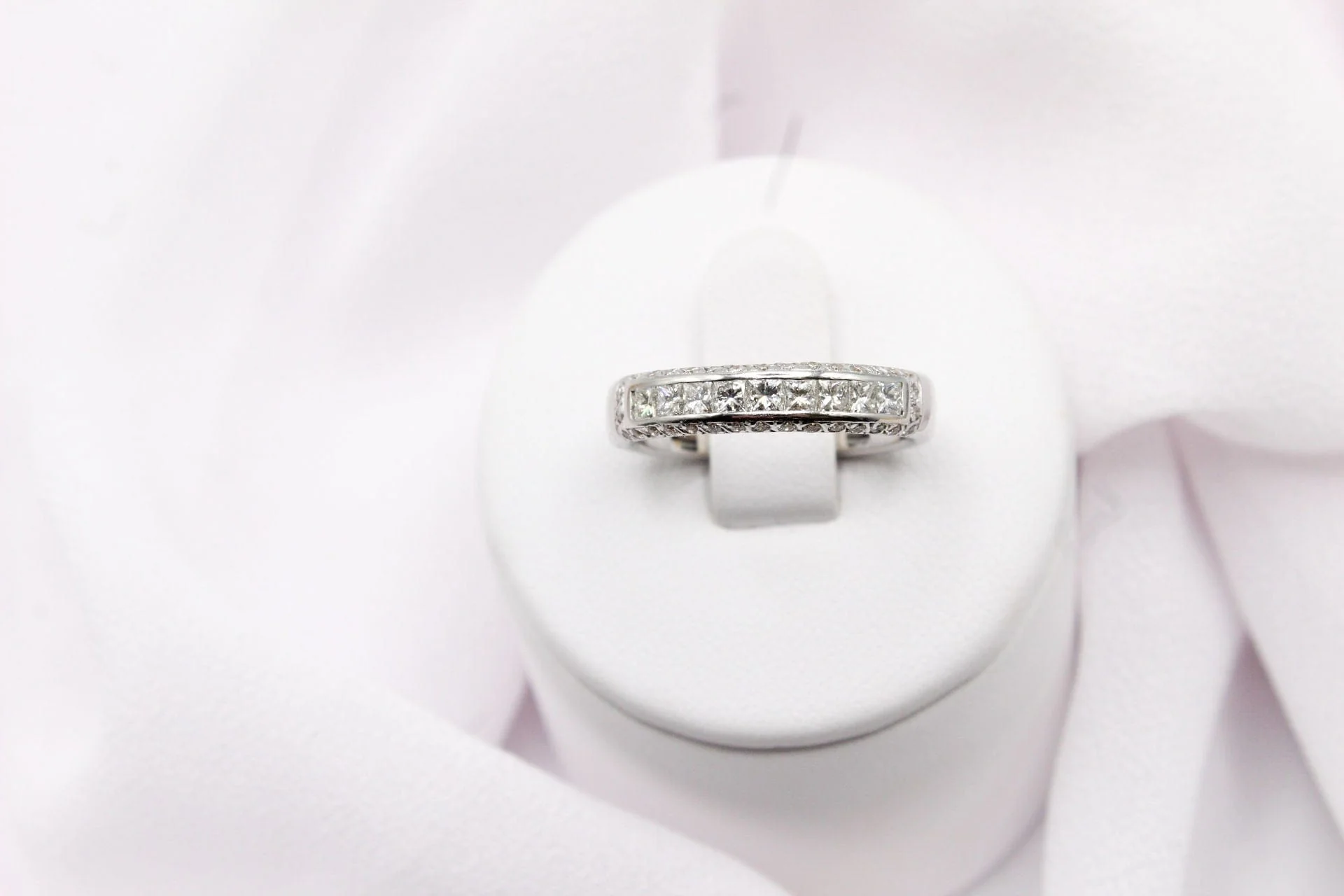 Ring Half-eternity ring princess-cut diamonds 0.70 ct in 18K white gold  - Image 5