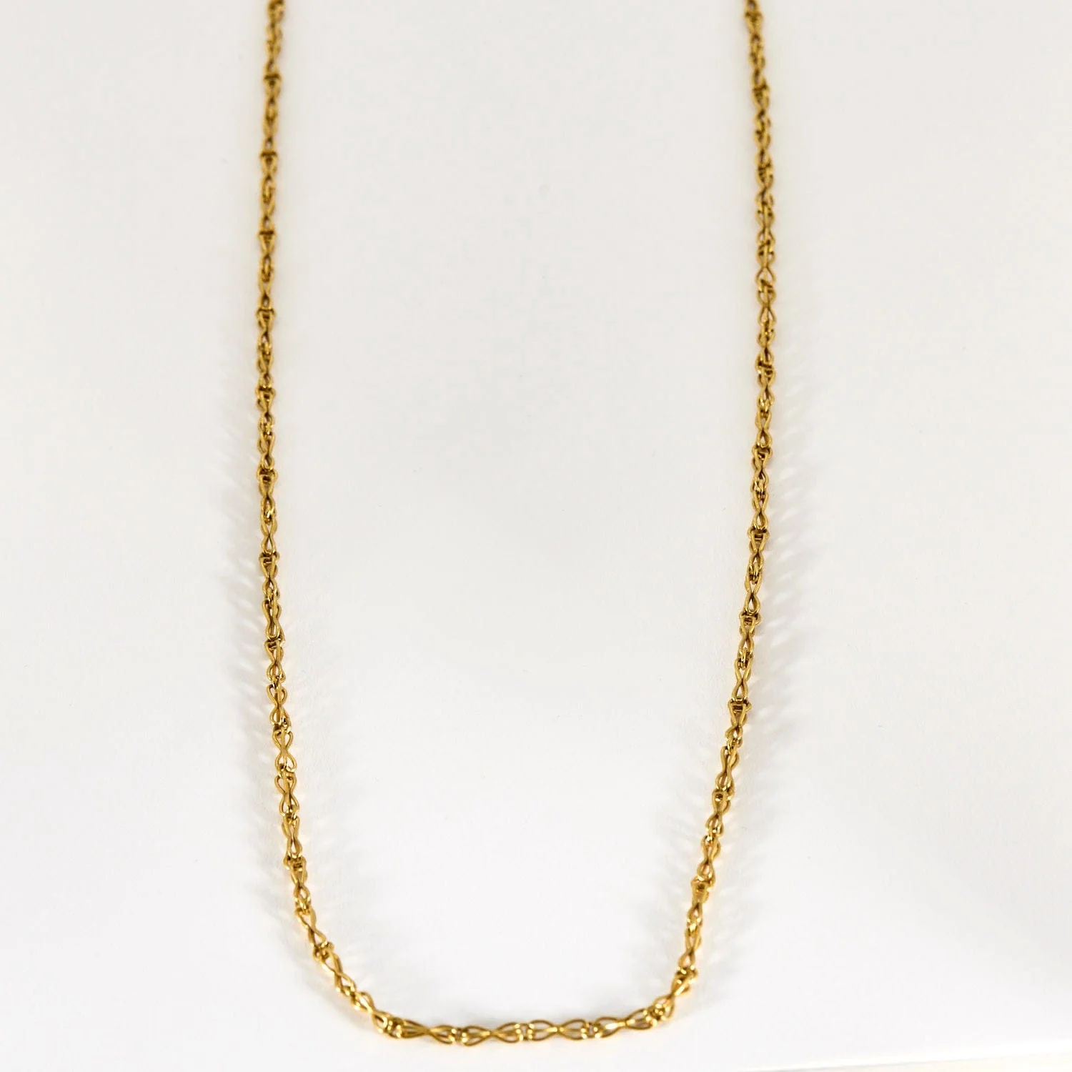 Yellow gold necklace