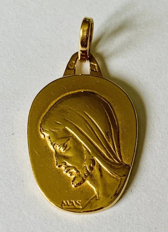 Yellow Gold Pendant - Image 4