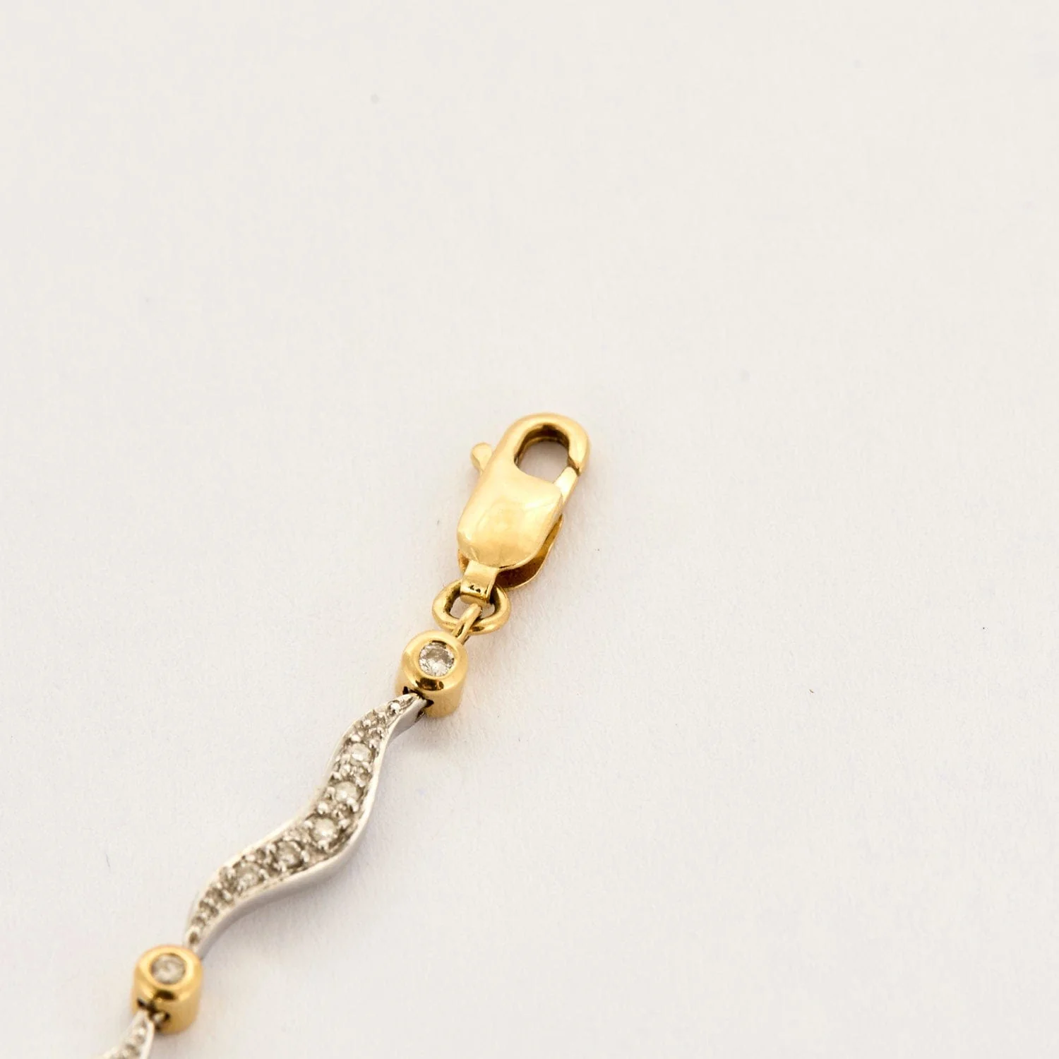 Yellow and white gold and diamond bracelet - Image 4