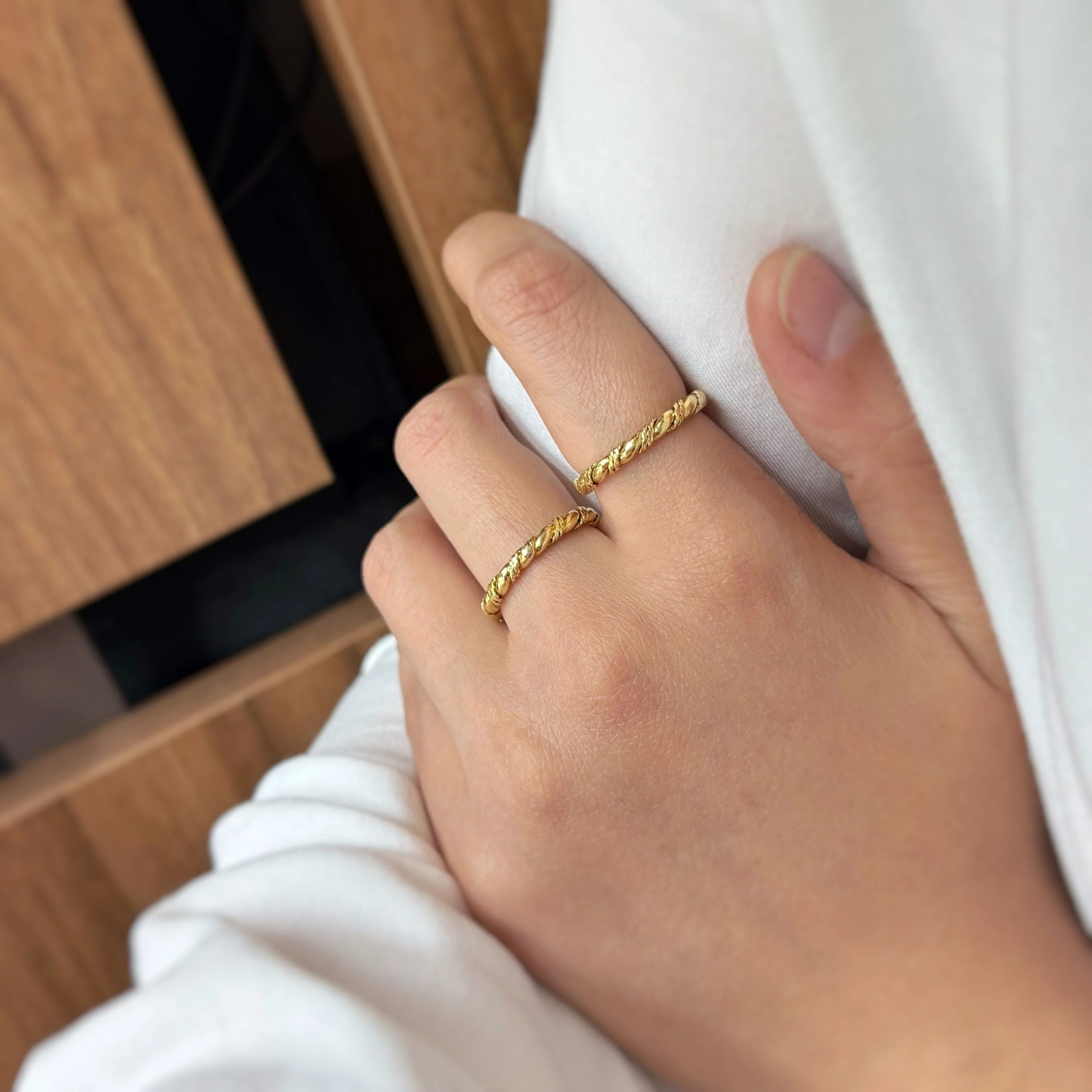 Twisted ring - Yellow gold - Image 4