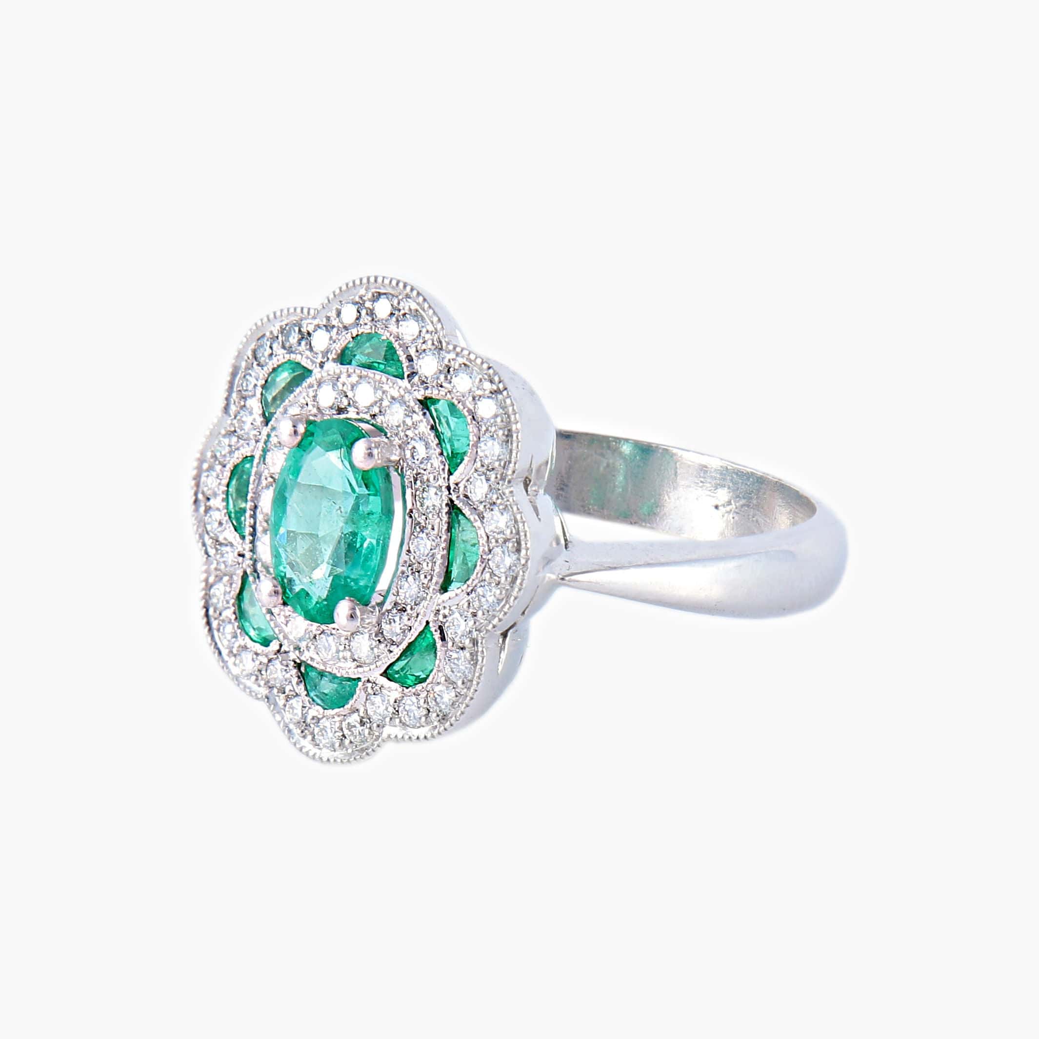Emerald Diamond Ring - Image 2
