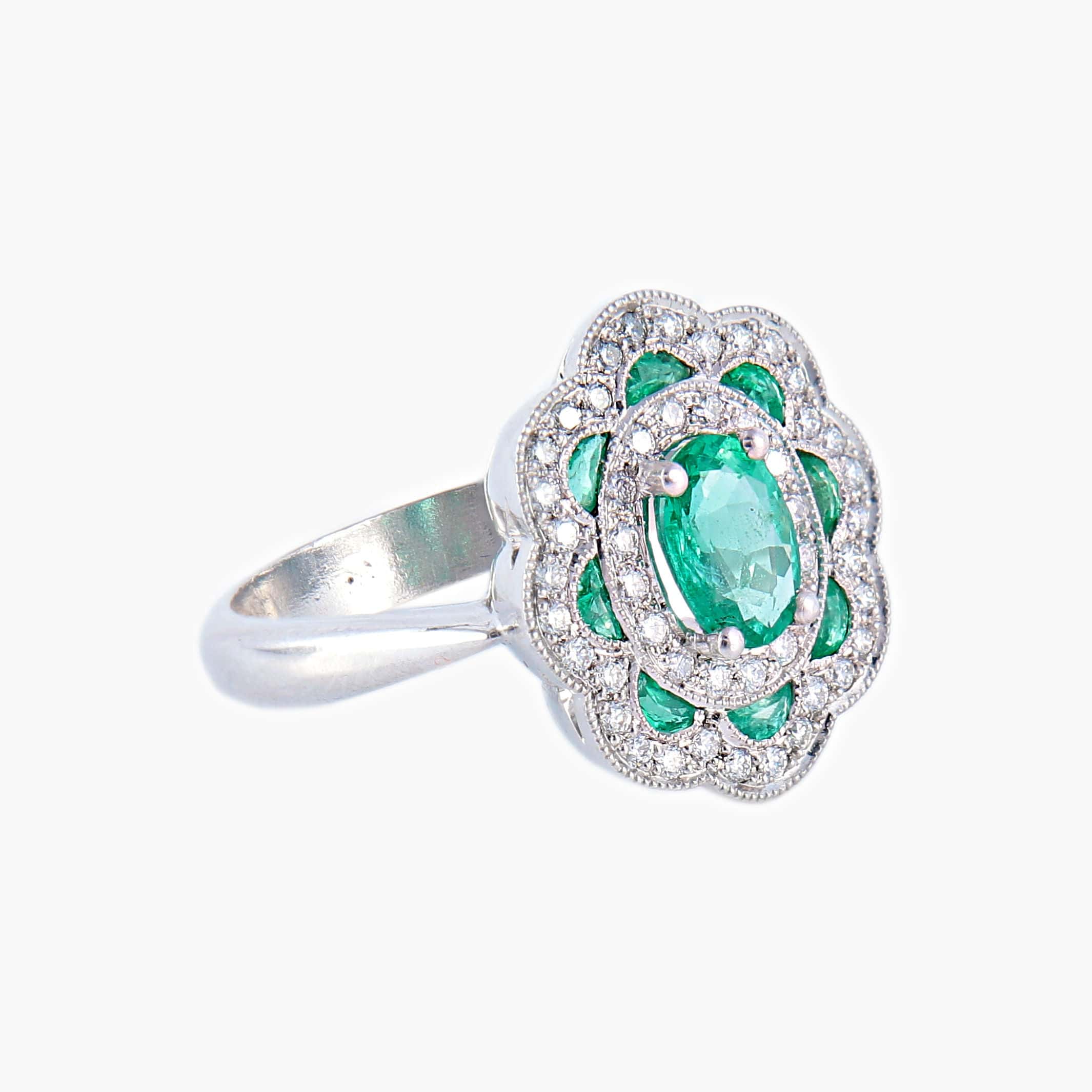 Emerald Diamond Ring - Image 6