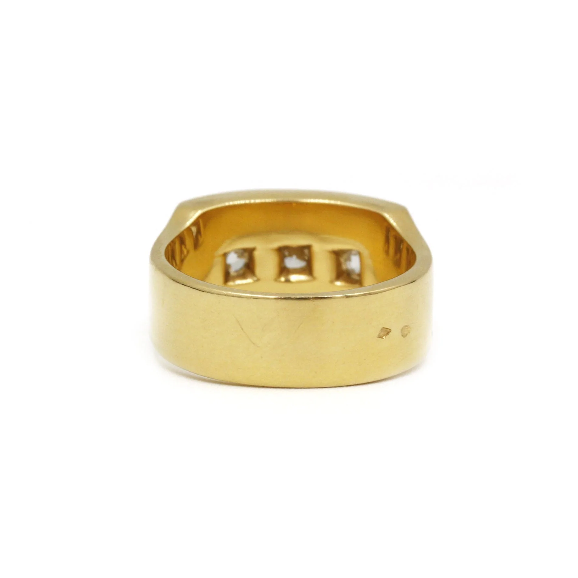 Gold And 3 Diamond Ring - Image 2