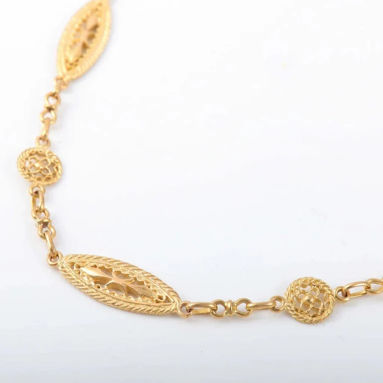 Filigree pattern necklace - Image 8