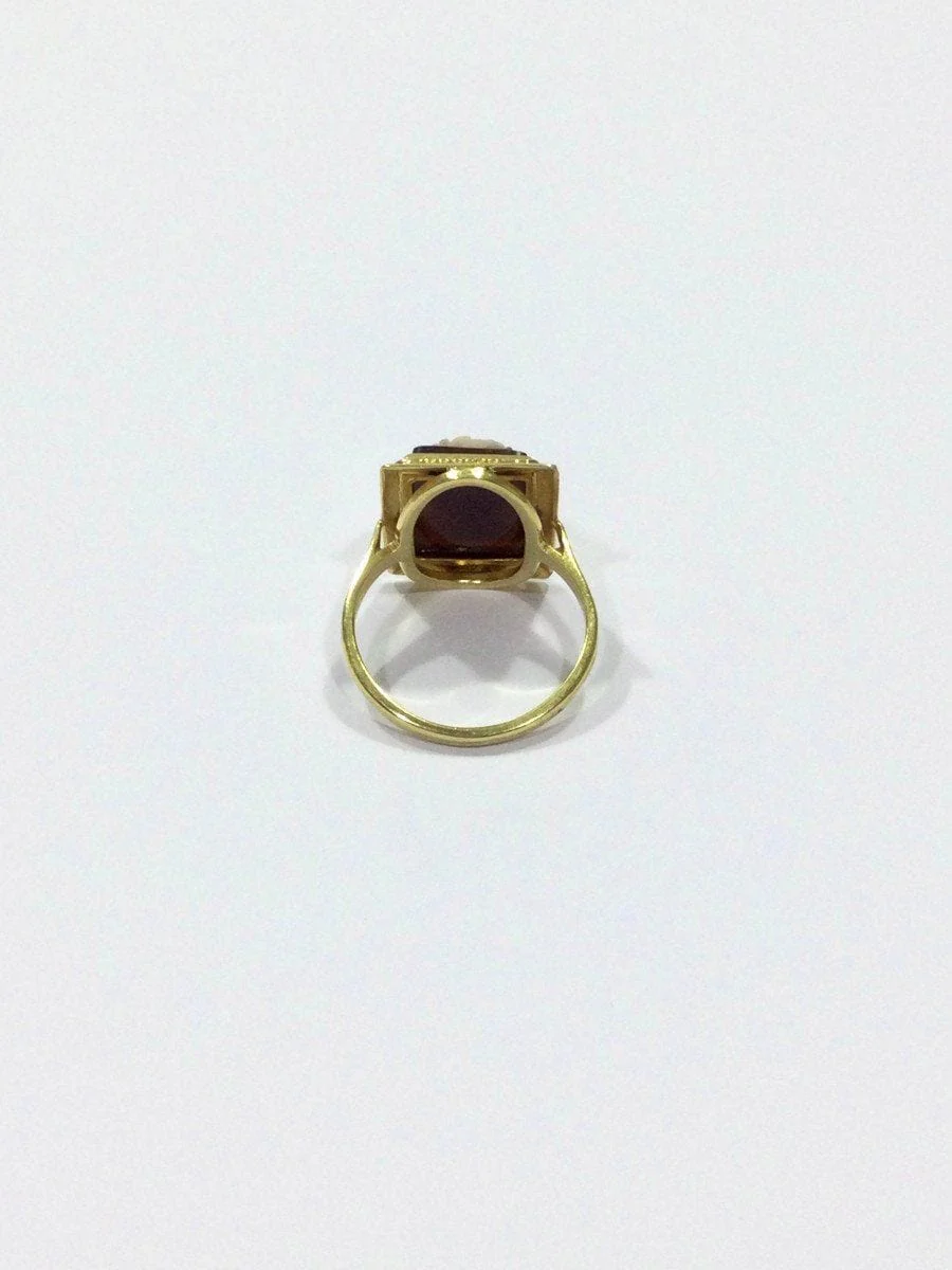Yellow Gold Ring & cameo - Image 5