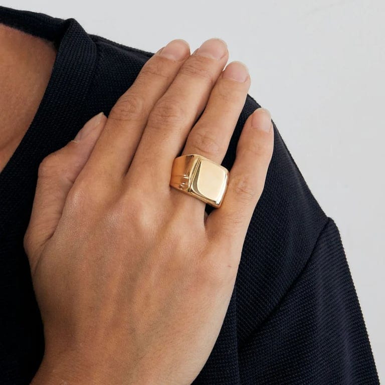 Solid gold men's signet ring - Image 2