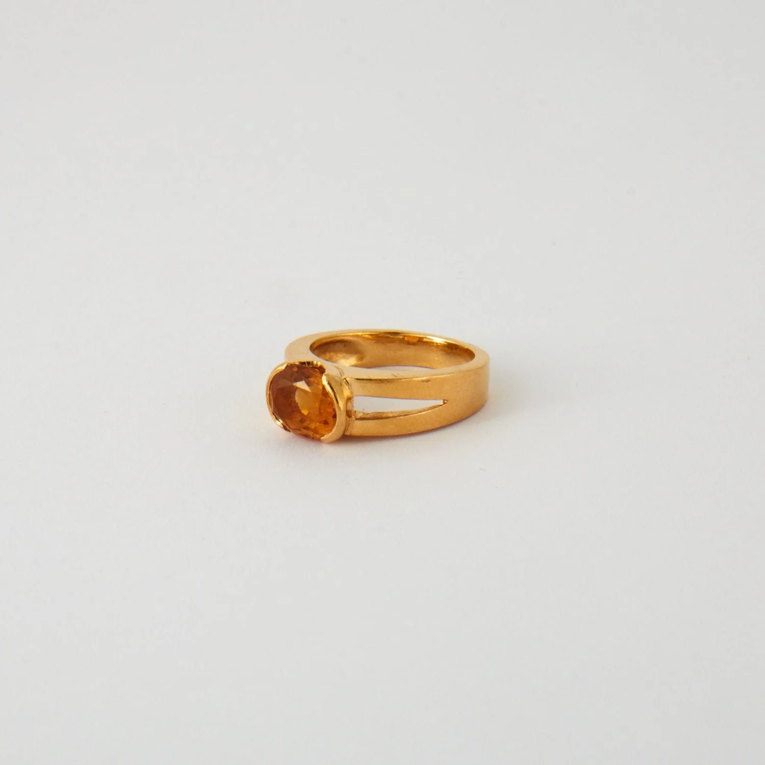 Yellow gold ring, citrine - Image 2
