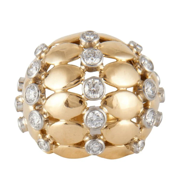 Boule ring in yellow gold, diamonds