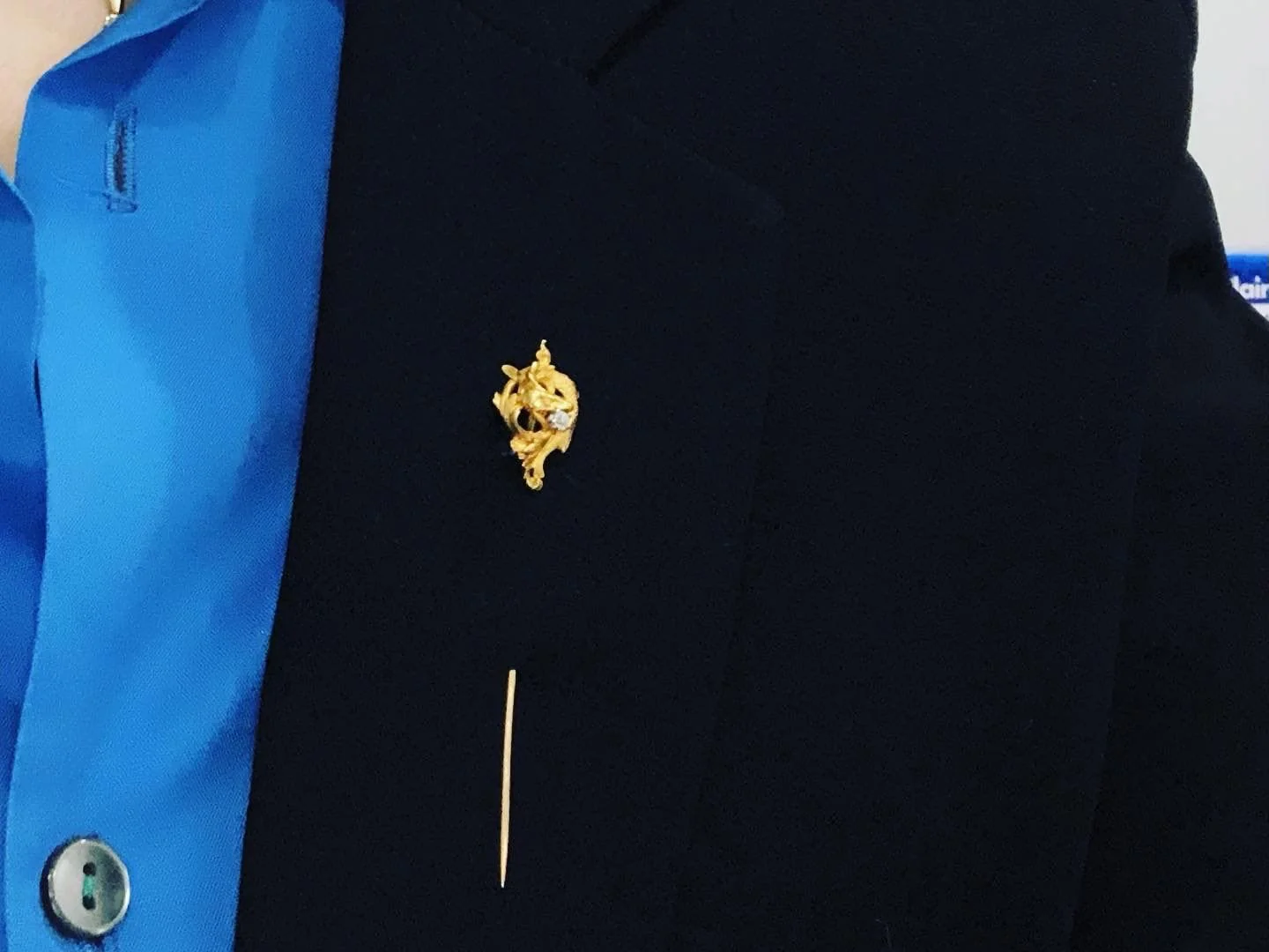 Yellow gold and diamond brooch - Image 4