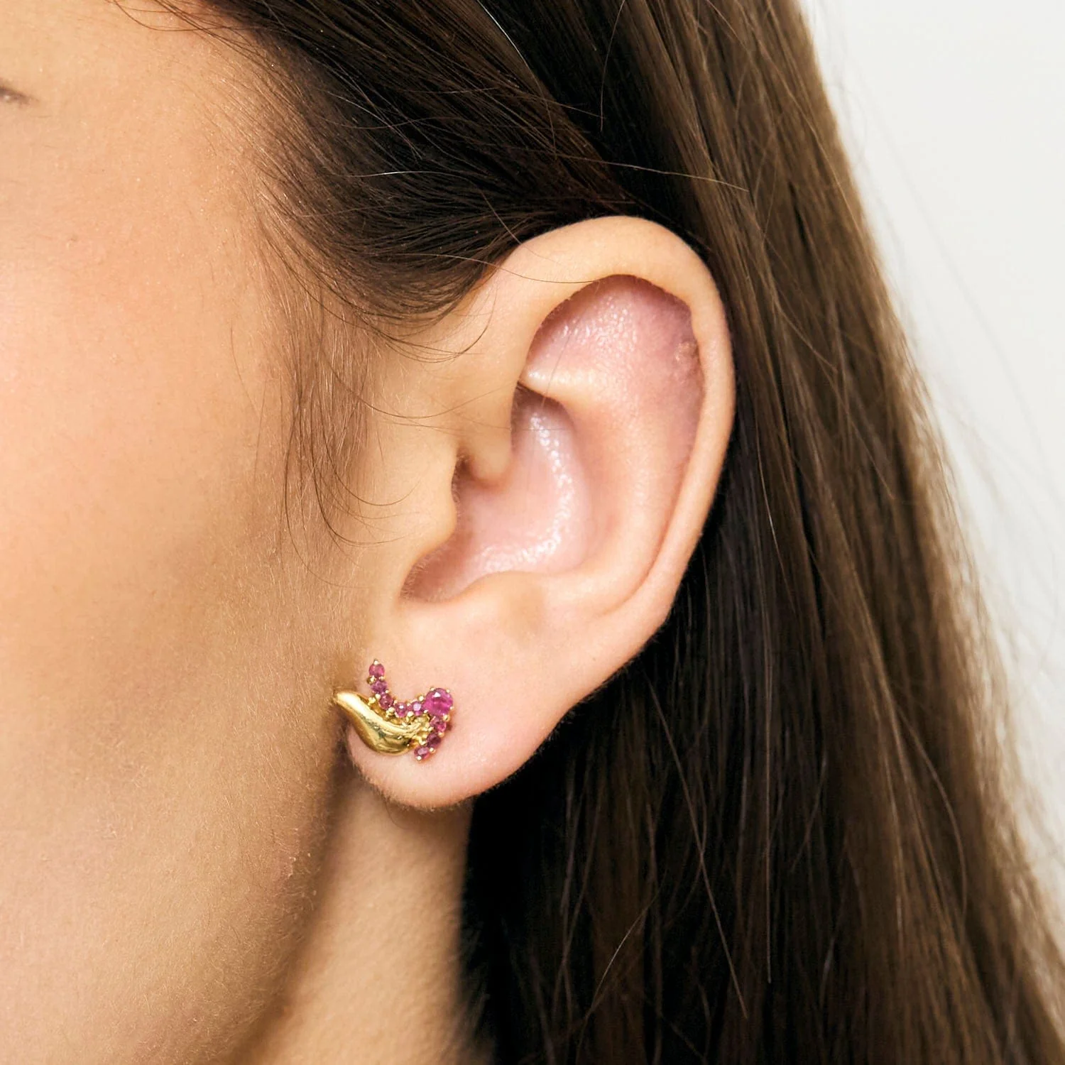 Yellow gold and ruby earrings - Image 4