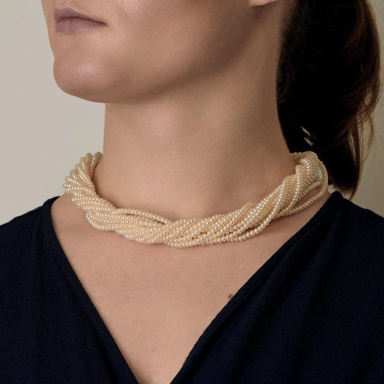 La Torsade des Mers necklace with pearls and yellow gold  - Image 2