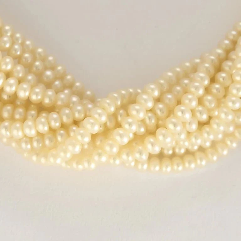 La Torsade des Mers necklace with pearls and yellow gold  - Image 5