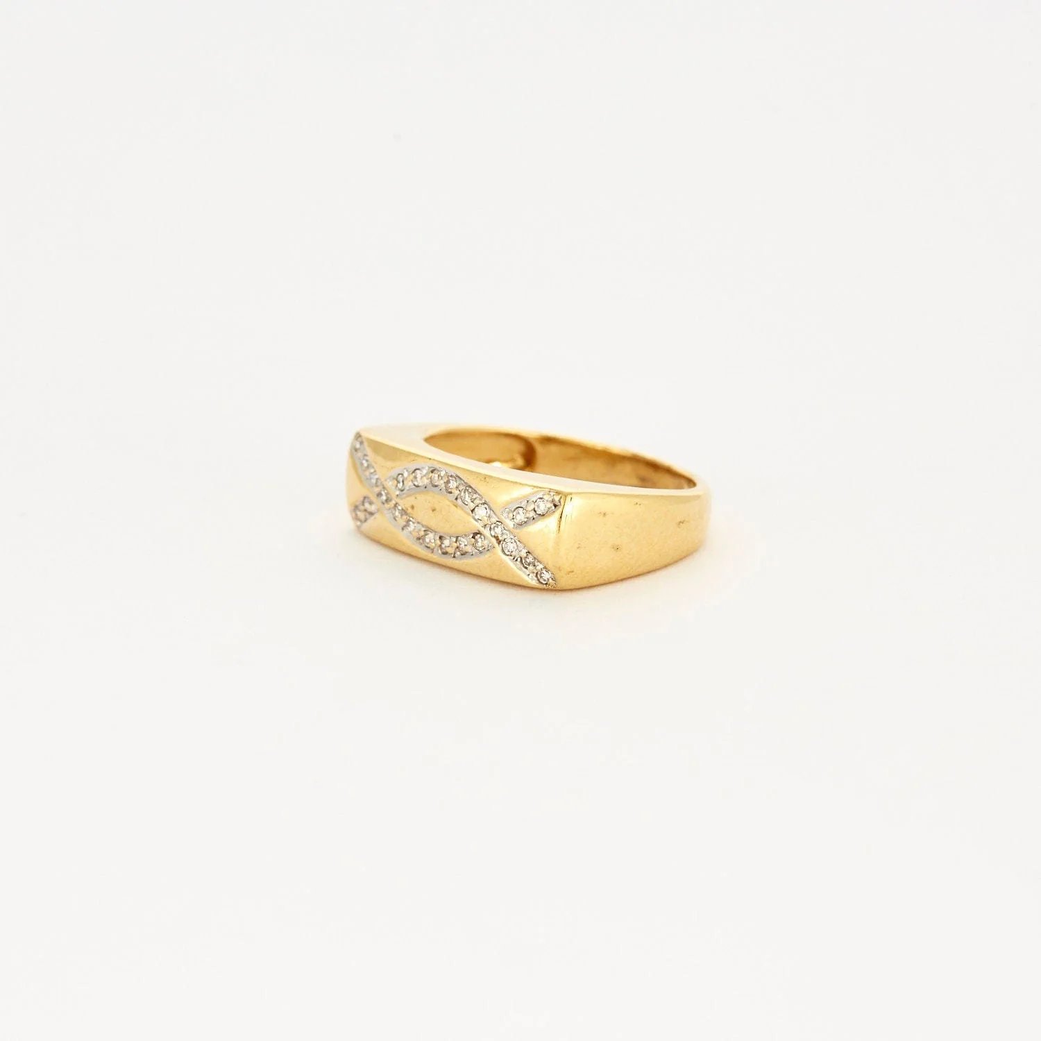 Yellow gold diamond bangle ring