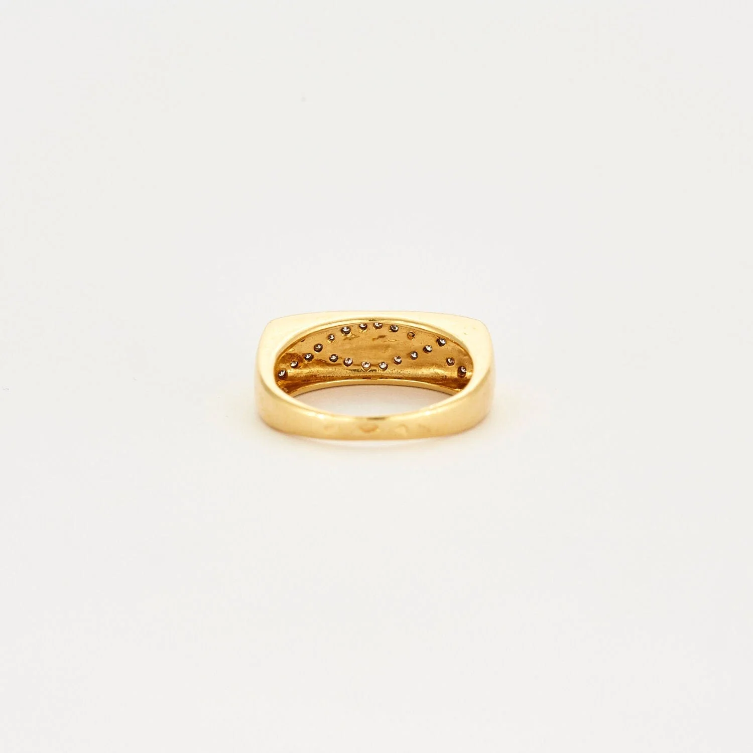Yellow gold diamond bangle ring - Image 3
