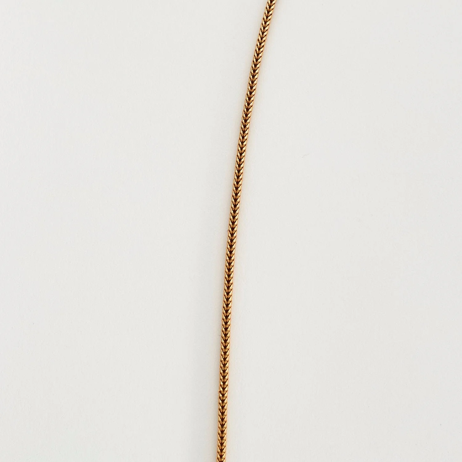 Rose gold palm mesh chain - Image 3