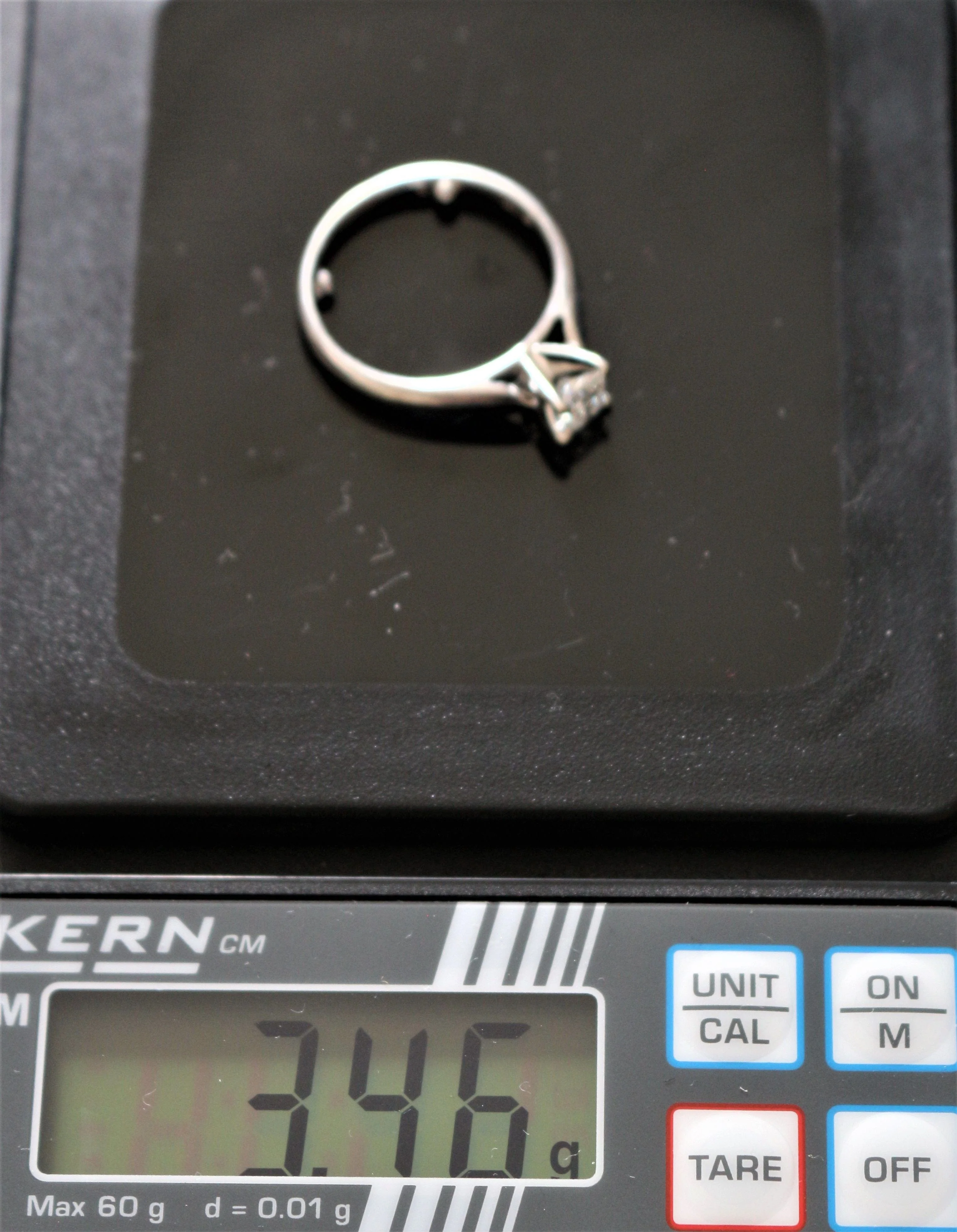 Princess cut solitaire ring - Image 5