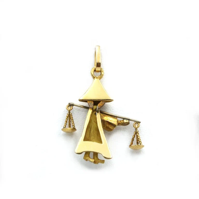 Peasant Charm Pendant - Yellow Gold - Image 2