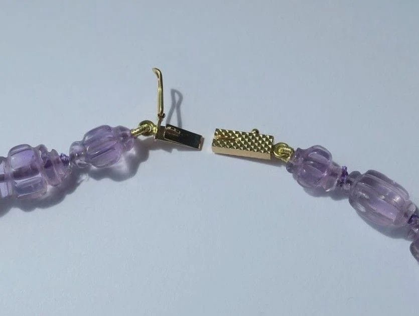 Amethyst necklace with gold clasp - Image 9