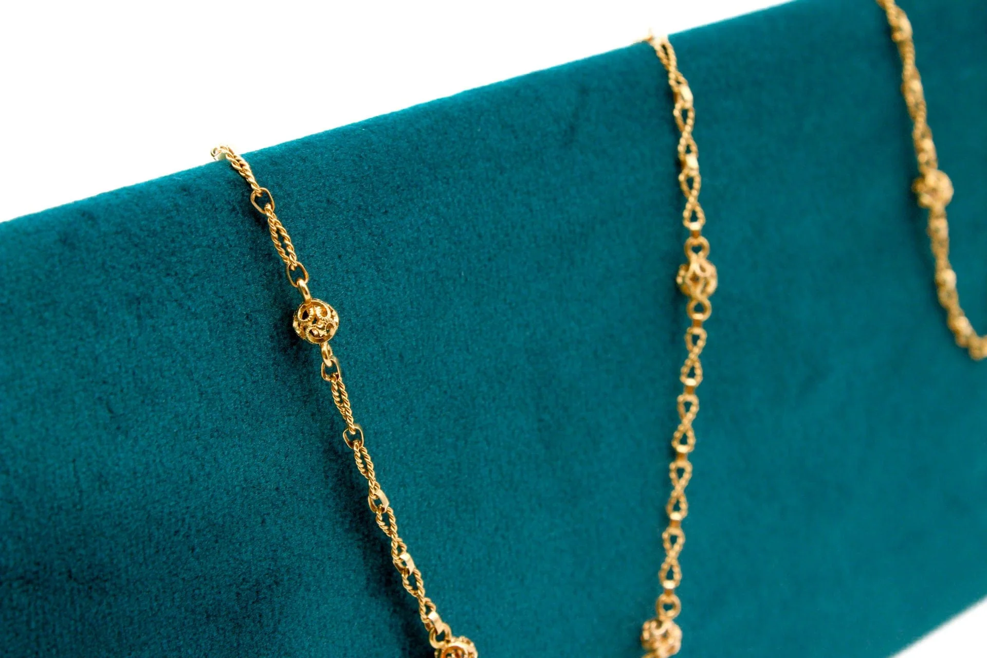 Long yellow gold necklace - Image 2